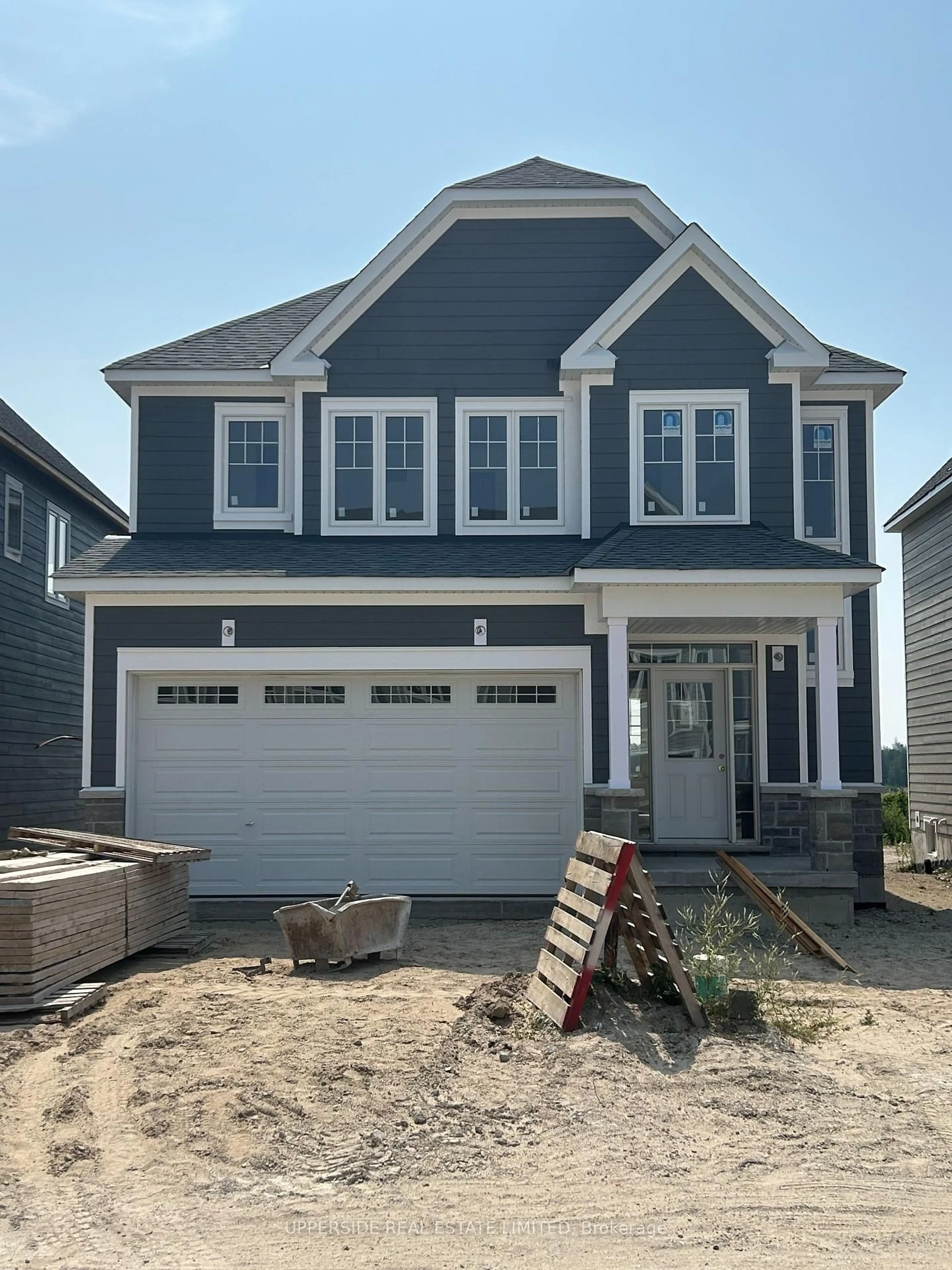 Home with vinyl exterior material, street for 241 Village Gate Dr, Wasaga Beach Ontario L9Z 0J7