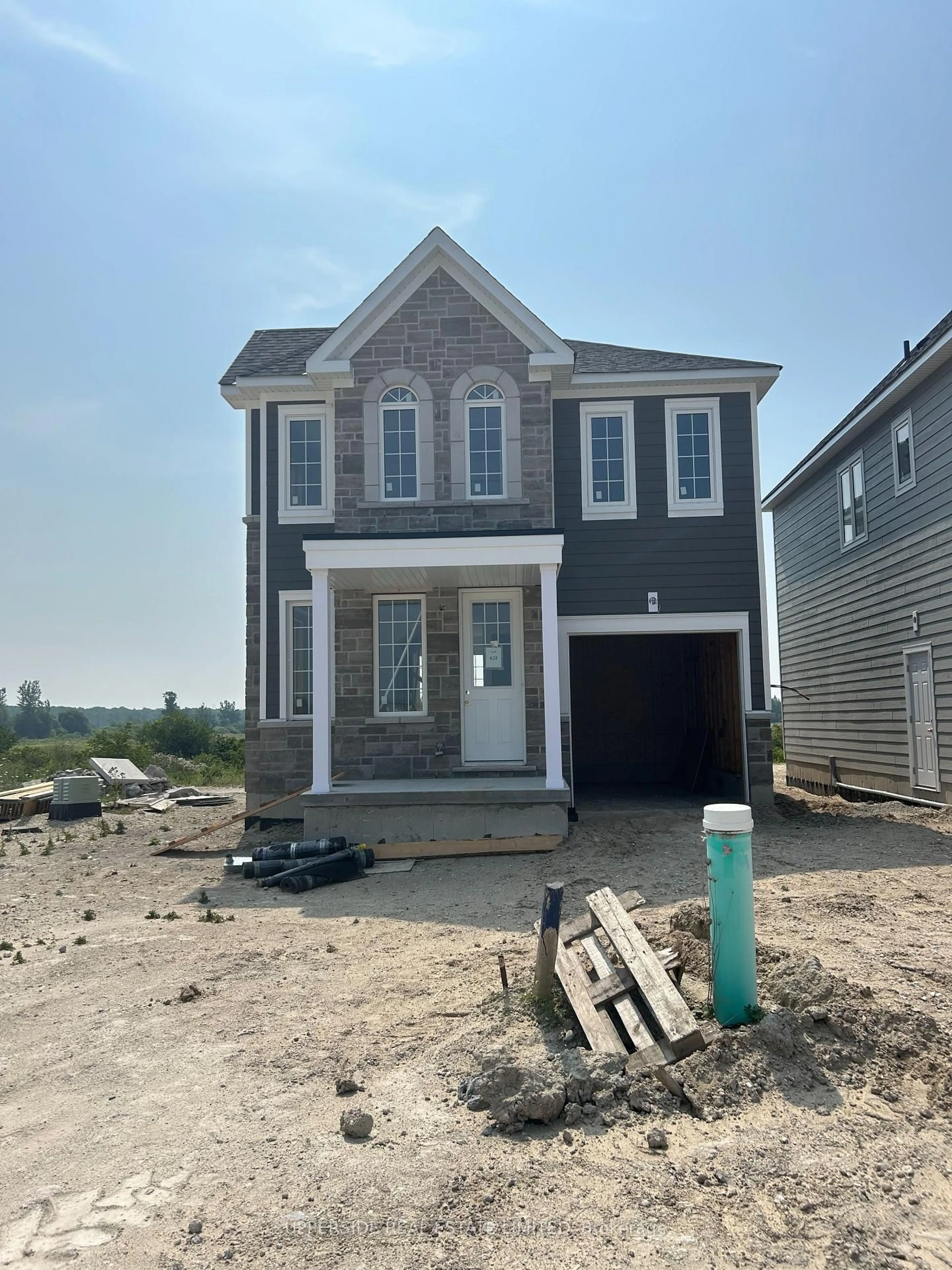 Home with brick exterior material, building for 249 Village Gate Dr, Wasaga Beach Ontario L9Z 0J7