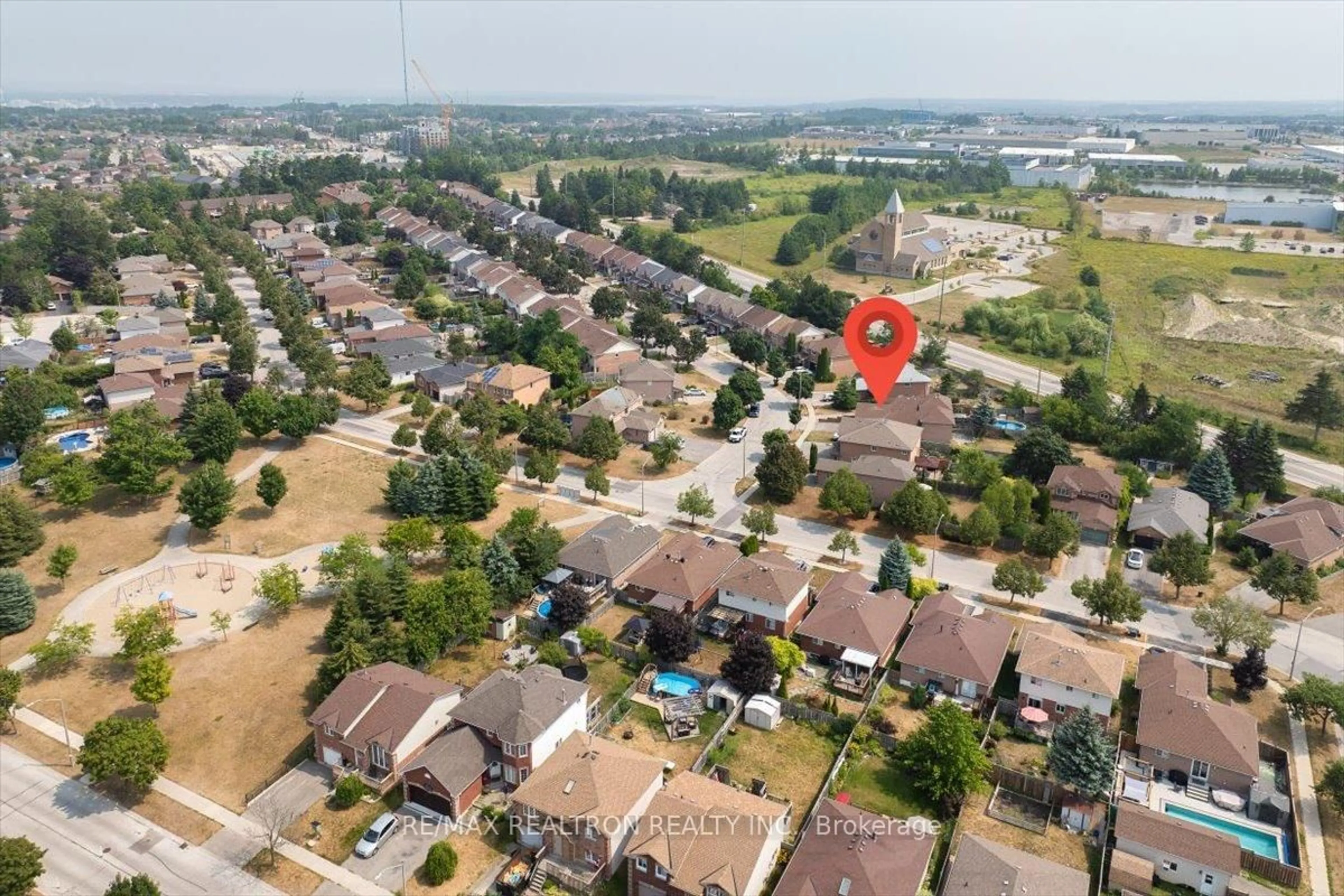 A pic from outside/outdoor area/front of a property/back of a property/a pic from drone, unknown for 3 Brucker Rd, Barrie Ontario L4N 8J2