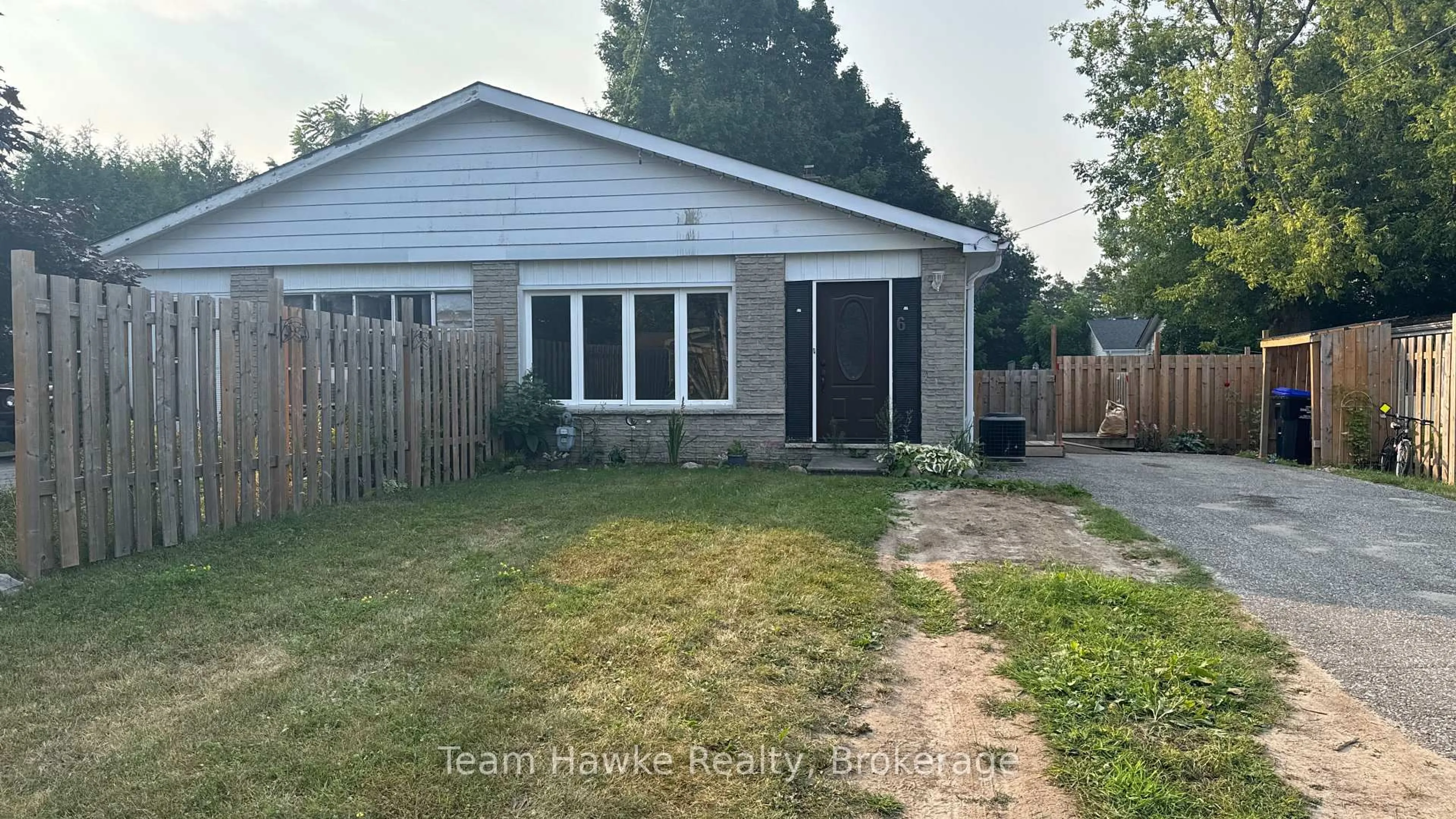 Unknown for 6 Beaumaur Dr, Penetanguishene Ontario L9M 1V7