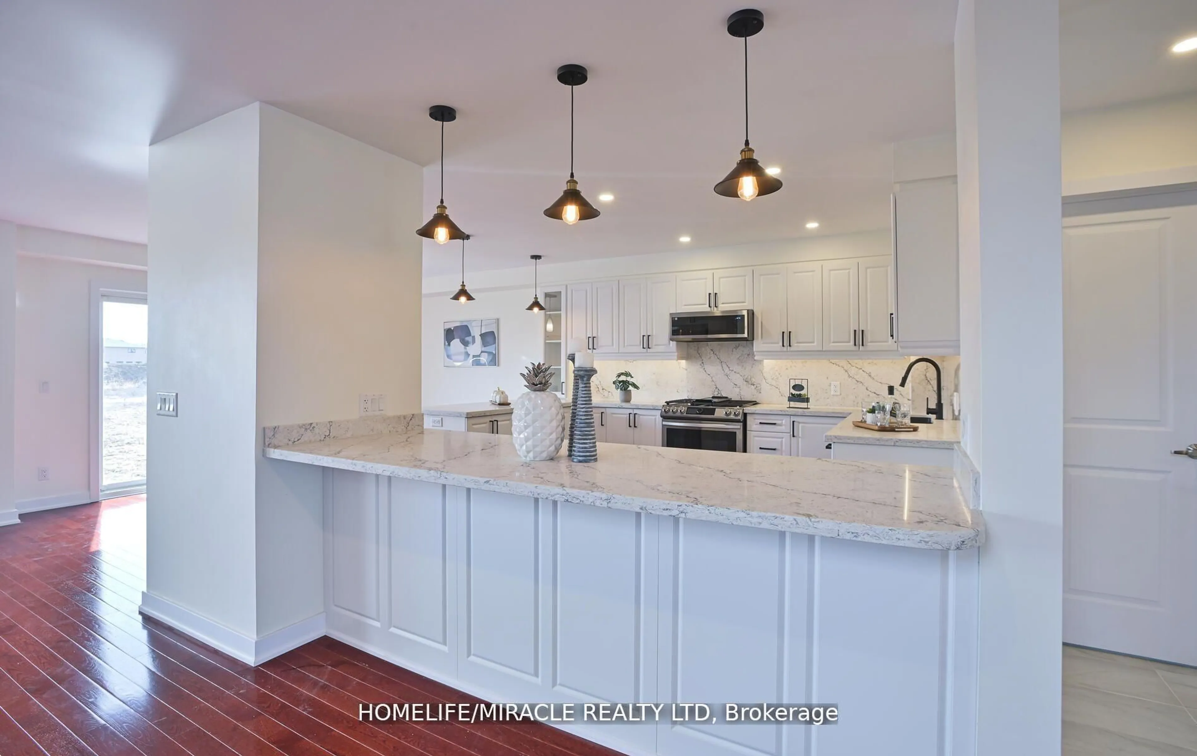 Open concept kitchen, ceramic/tile floor for 7497 County Rd, Clearview Ontario L0M 1S0