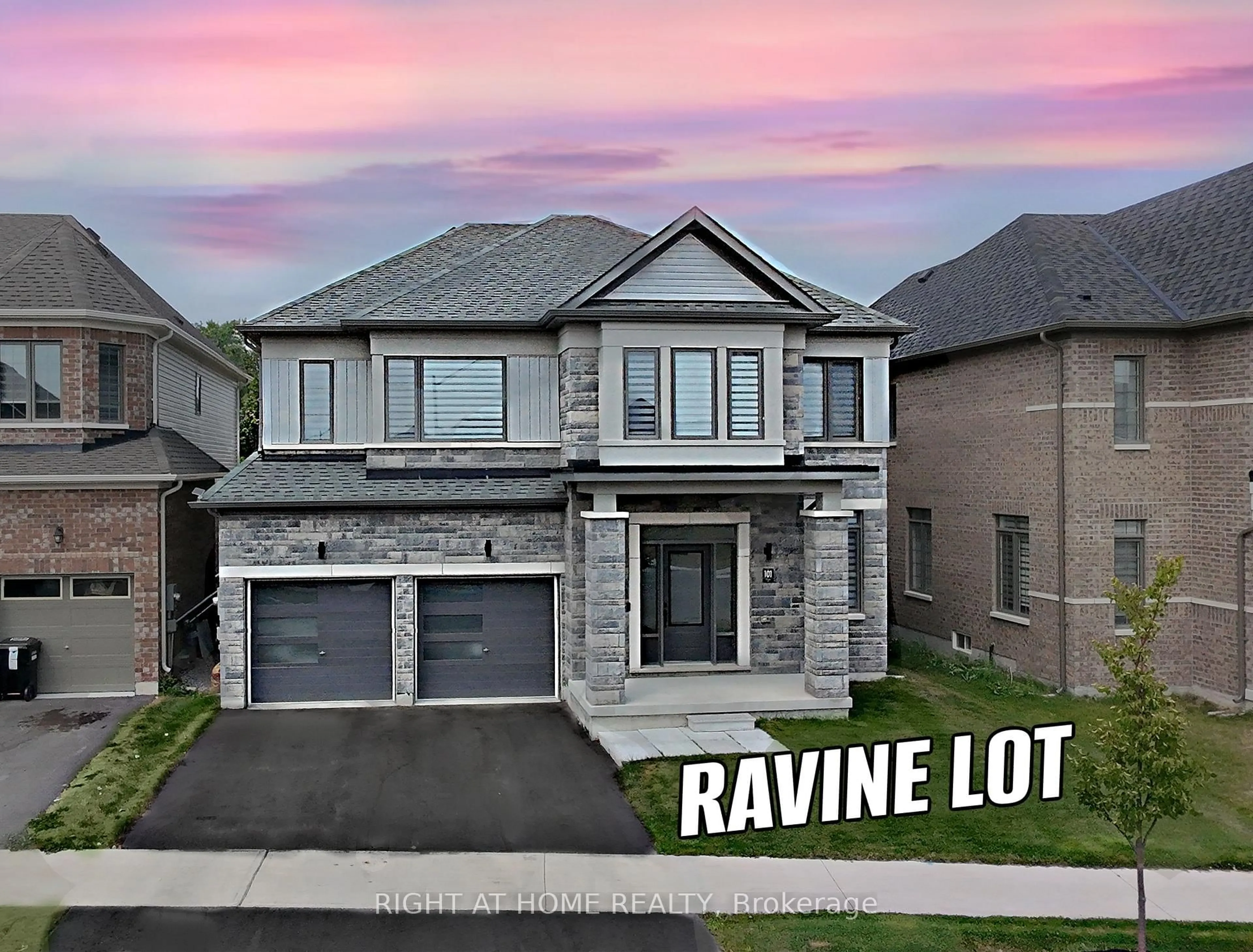 Home with brick exterior material, street for 101 Nottingham Rd, Barrie Ontario L9J 0L3