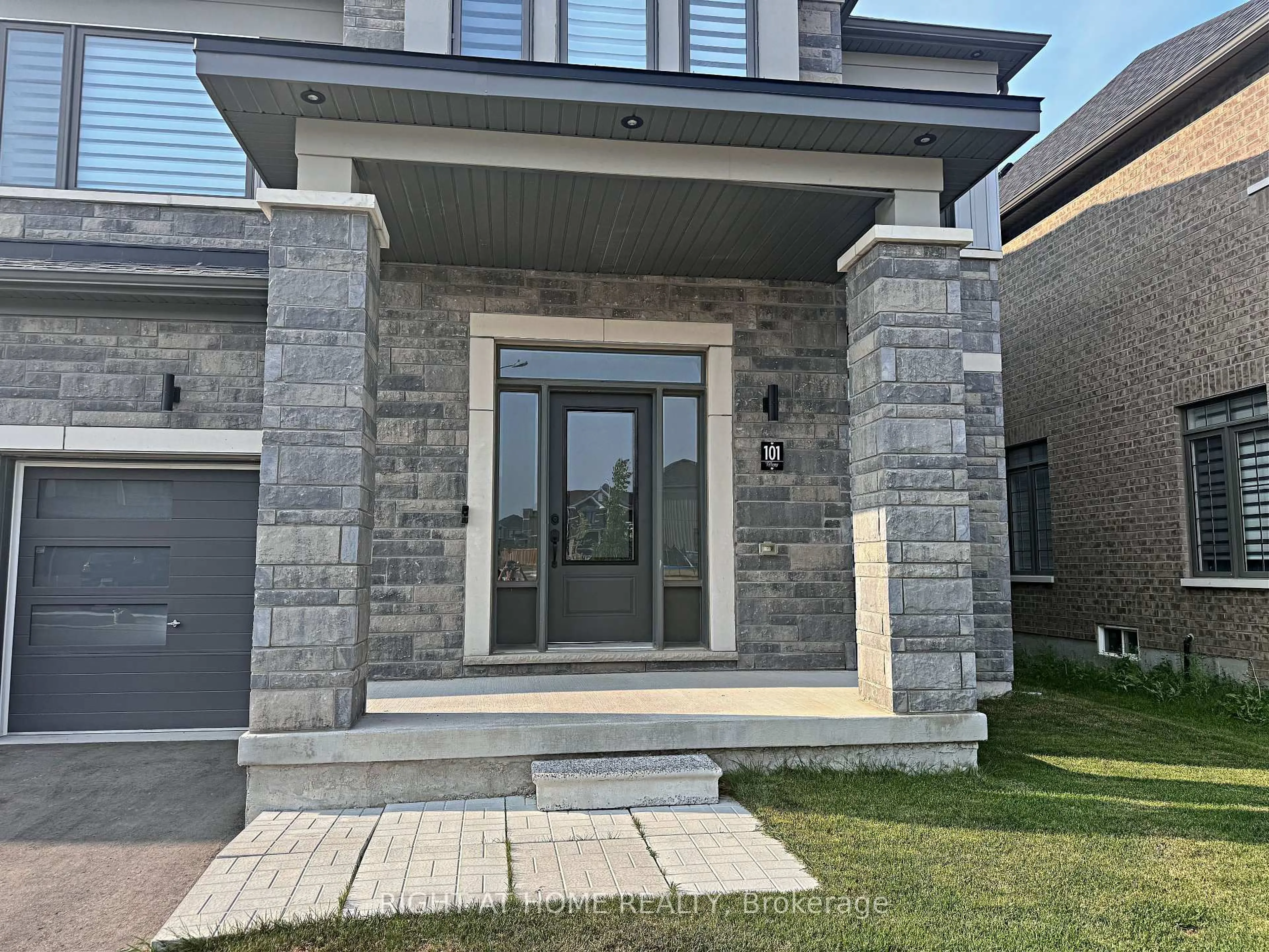Unknown for 101 Nottingham Rd, Barrie Ontario L9J 0L3