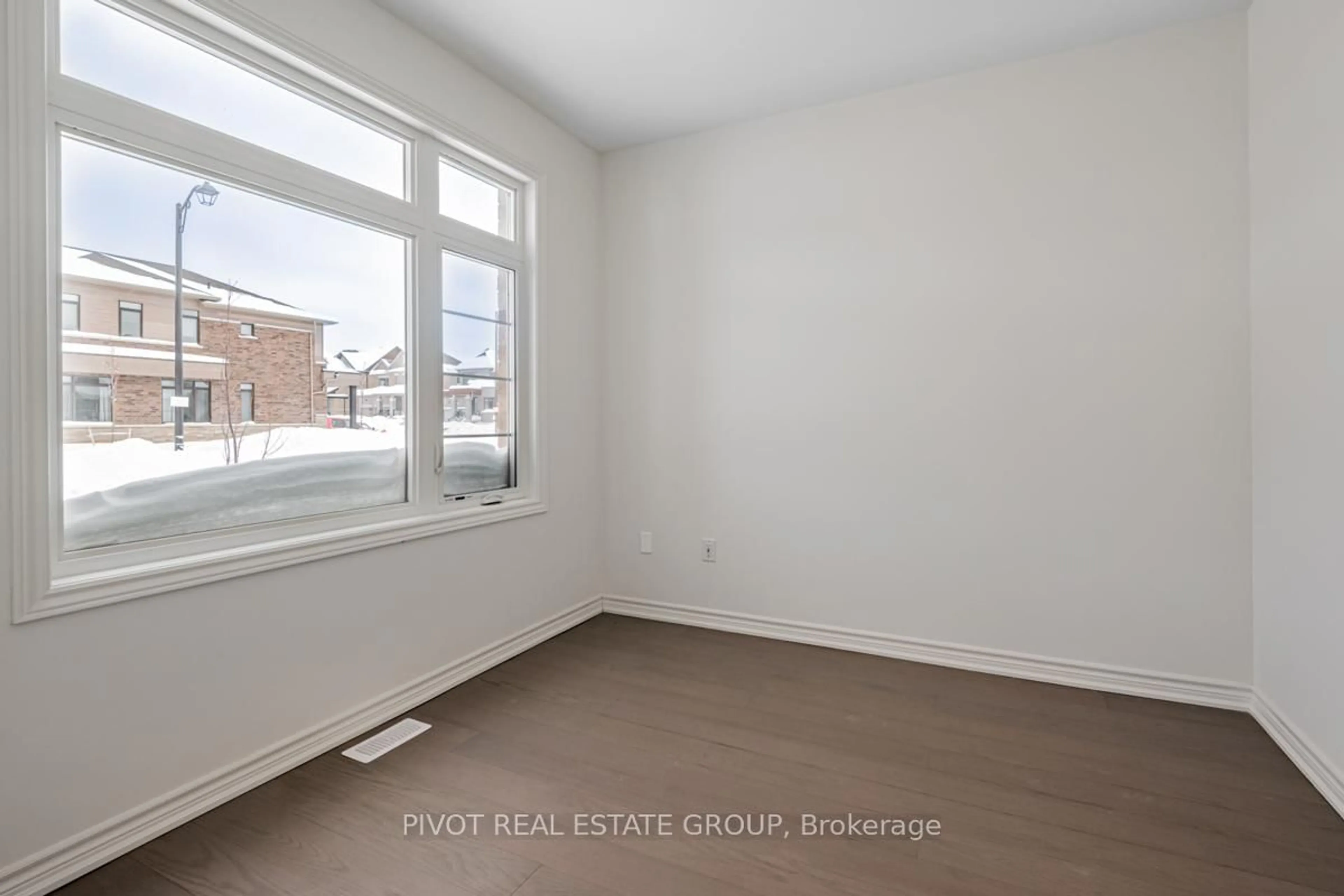 A pic of a room for 54 Calypso Rd, Springwater Ontario L9X 2C7