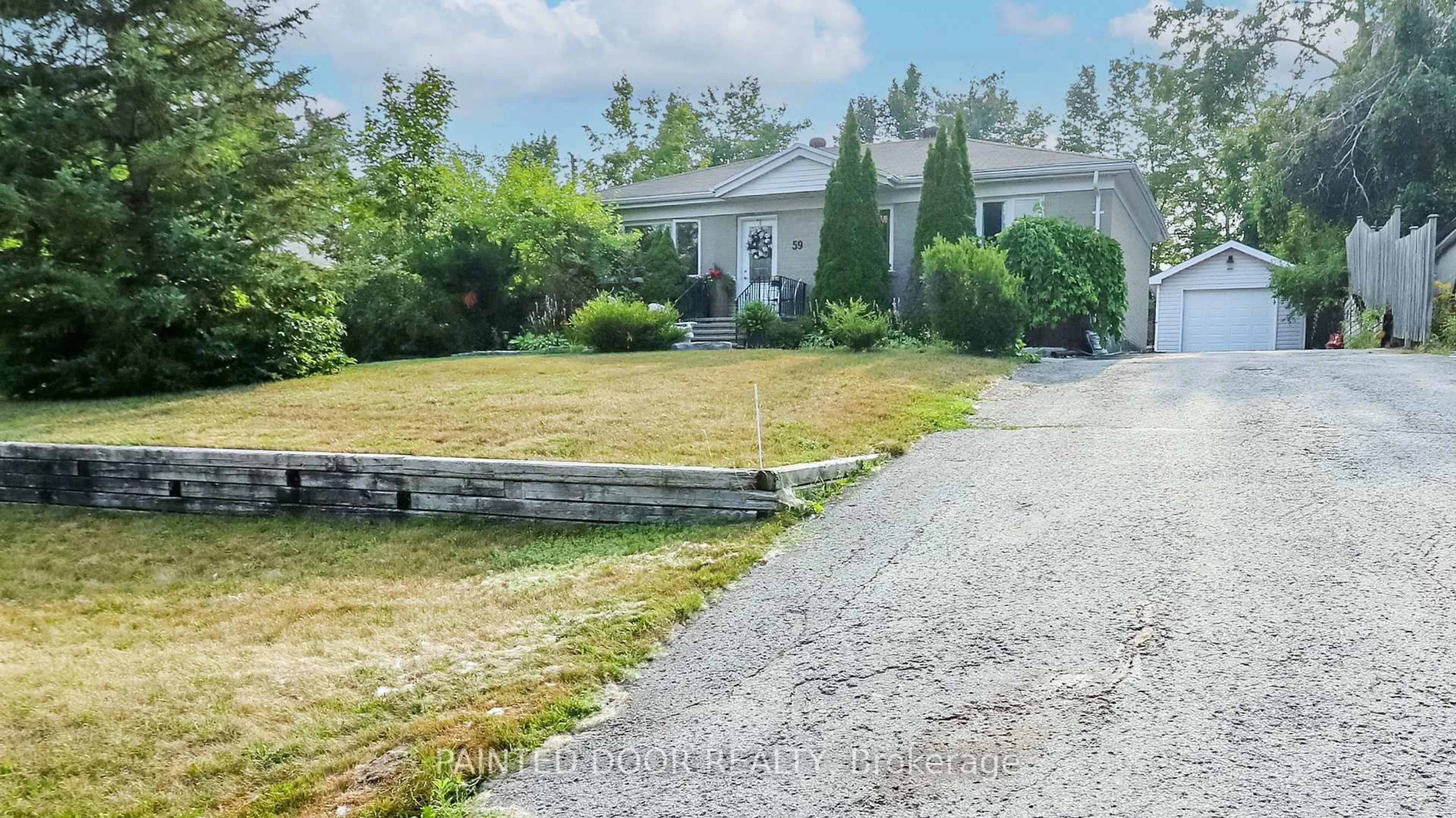 A pic from outside/outdoor area/front of a property/back of a property/a pic from drone, street for 59 Esther Anne Dr, Orillia Ontario L3V 3G8