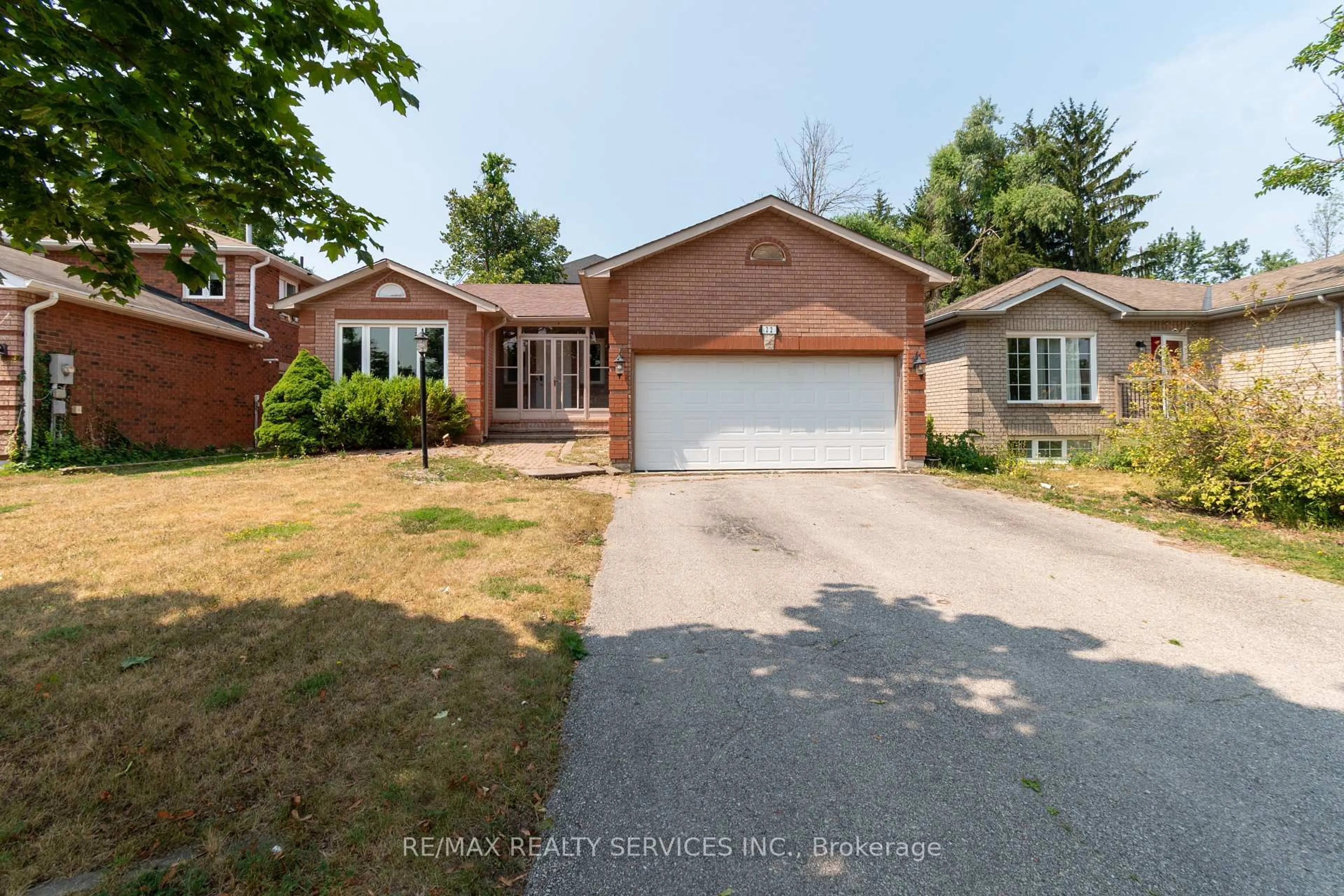 Home with brick exterior material, street for 22 O'shaughnessy Cres, Barrie Ontario L4N 7M1