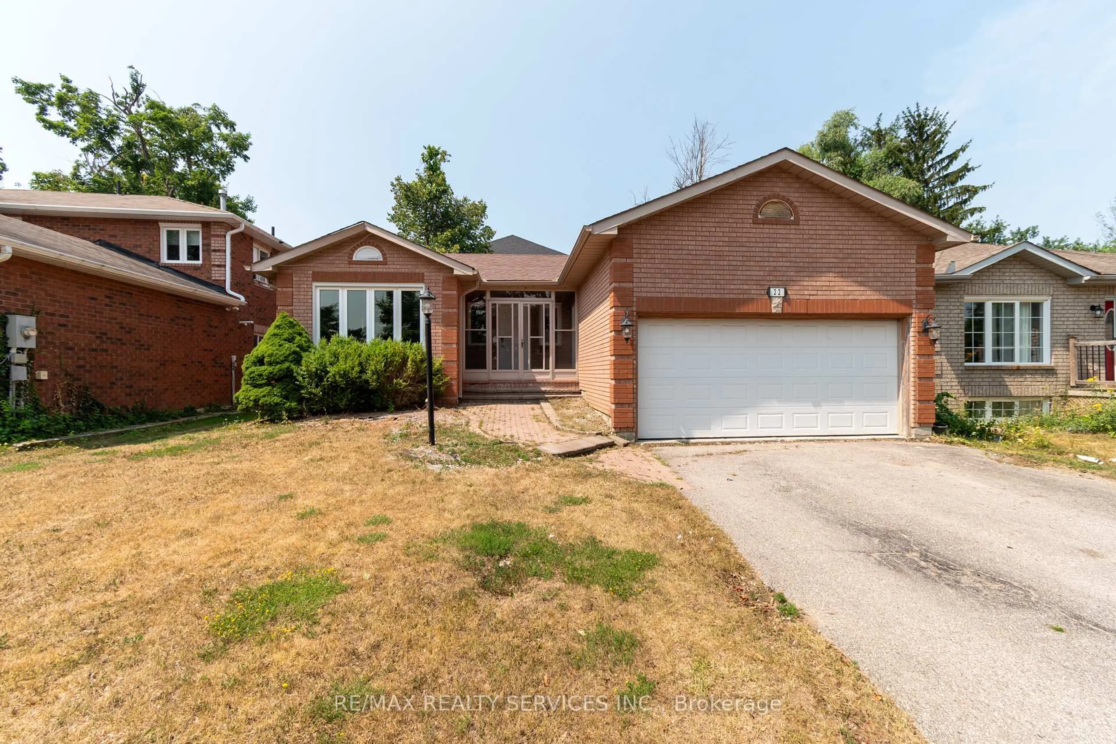 Home with brick exterior material, street for 22 O'shaughnessy Cres, Barrie Ontario L4N 7M1