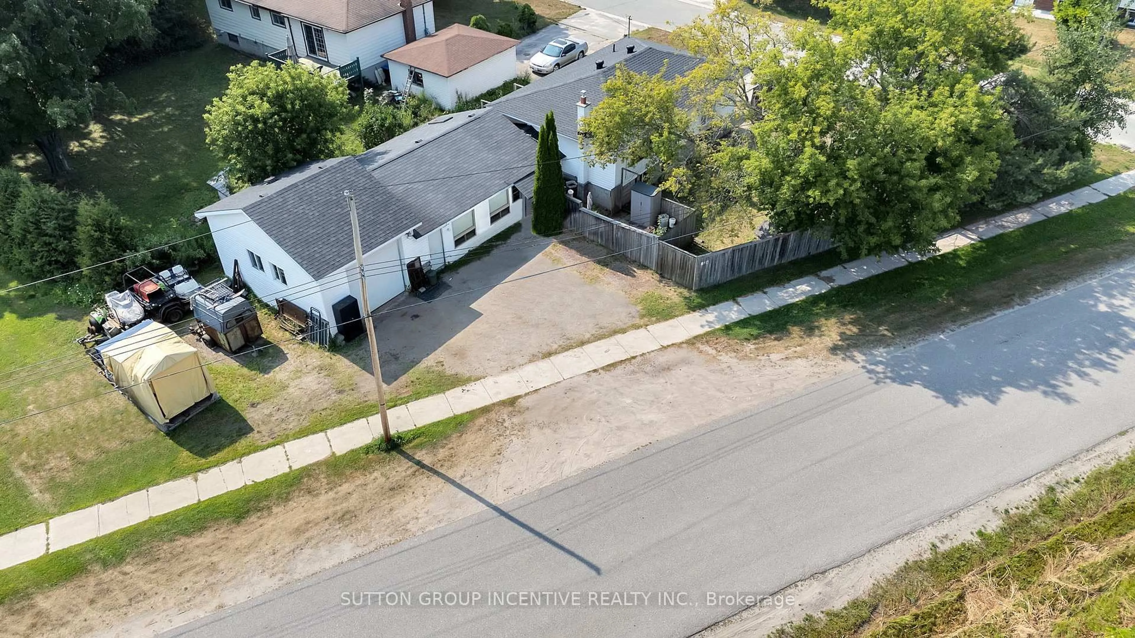 A pic from outside/outdoor area/front of a property/back of a property/a pic from drone, street for 856 Ney Ave, Tay Ontario L0K 1R0