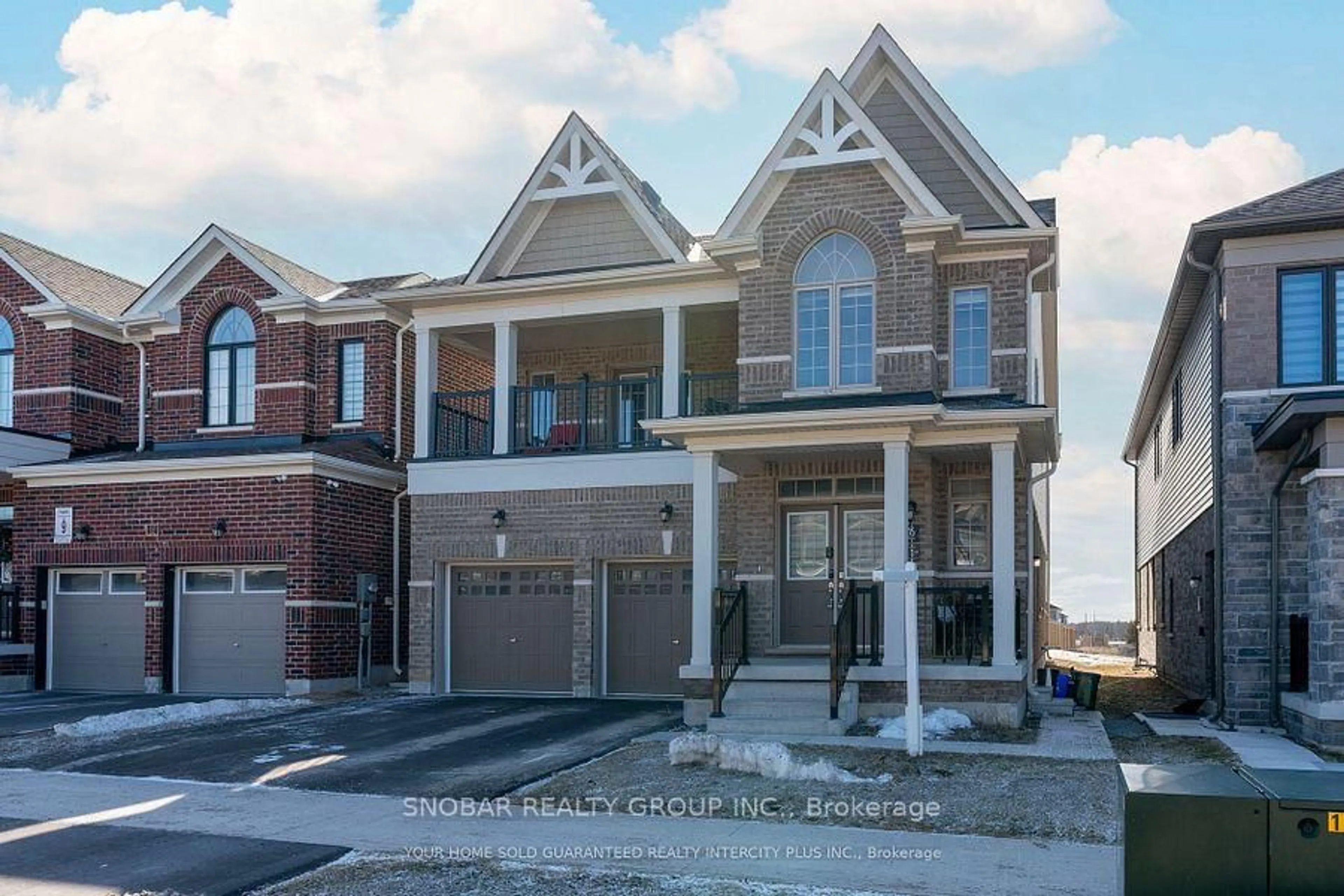 Home with brick exterior material, street for 15 Valleybrook Rd, Barrie Ontario L9S 2Z8