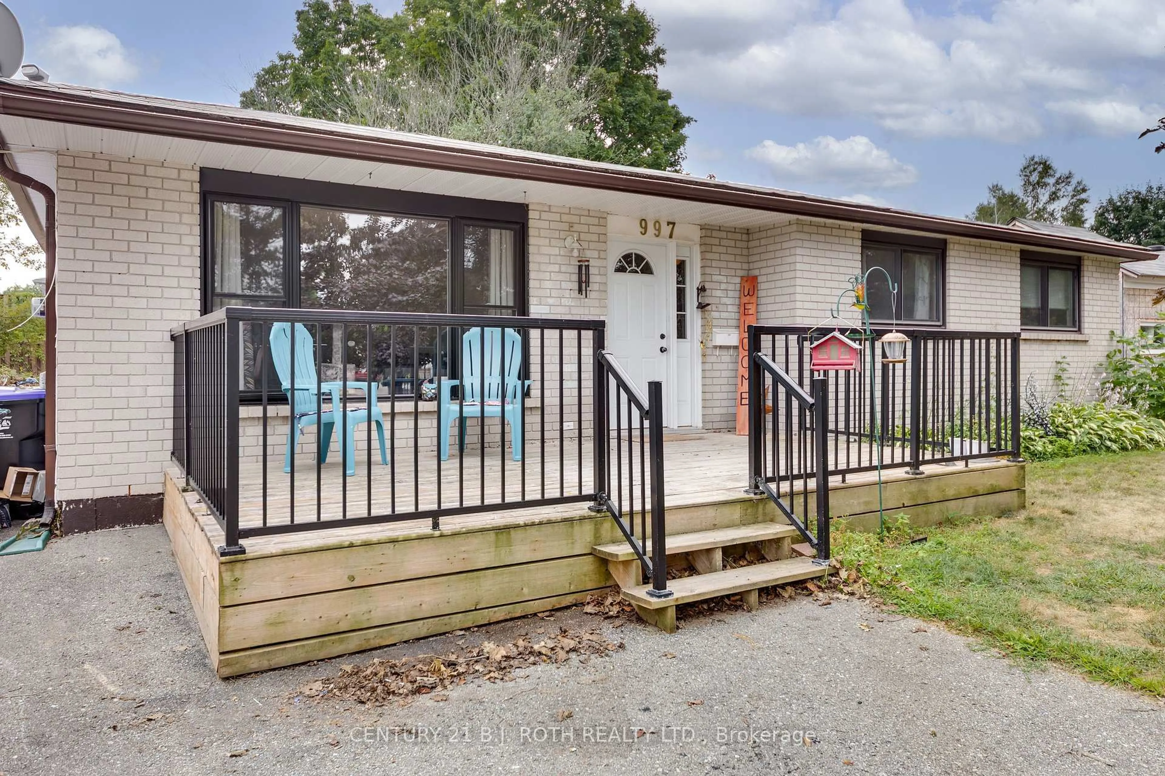 Unknown for 997 GLEN BOGIE Cres, Midland Ontario L4R 4S7