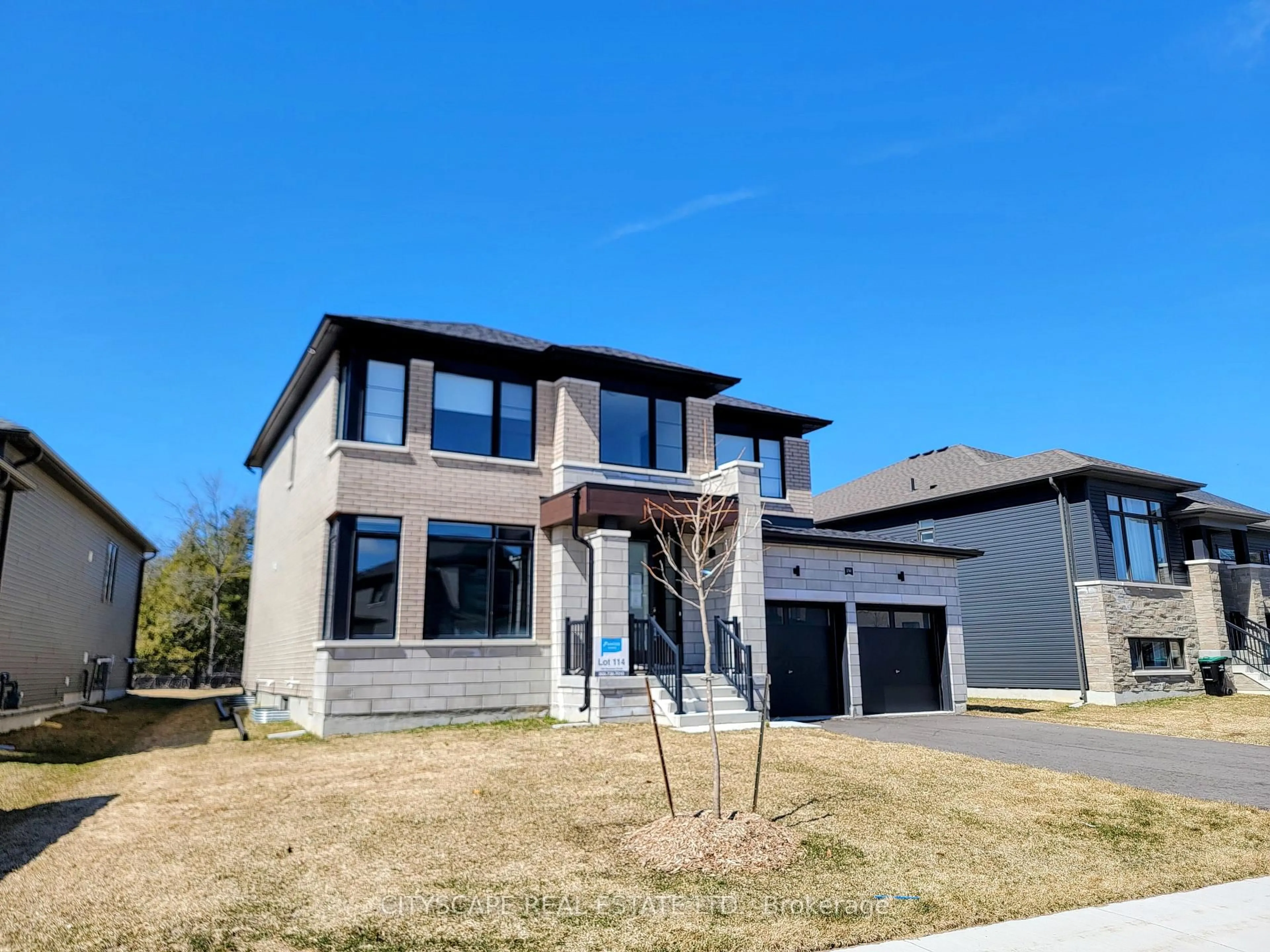 Home with brick exterior material, street for 150 Rosanne Circ, Wasaga Beach Ontario L9Z 0N1