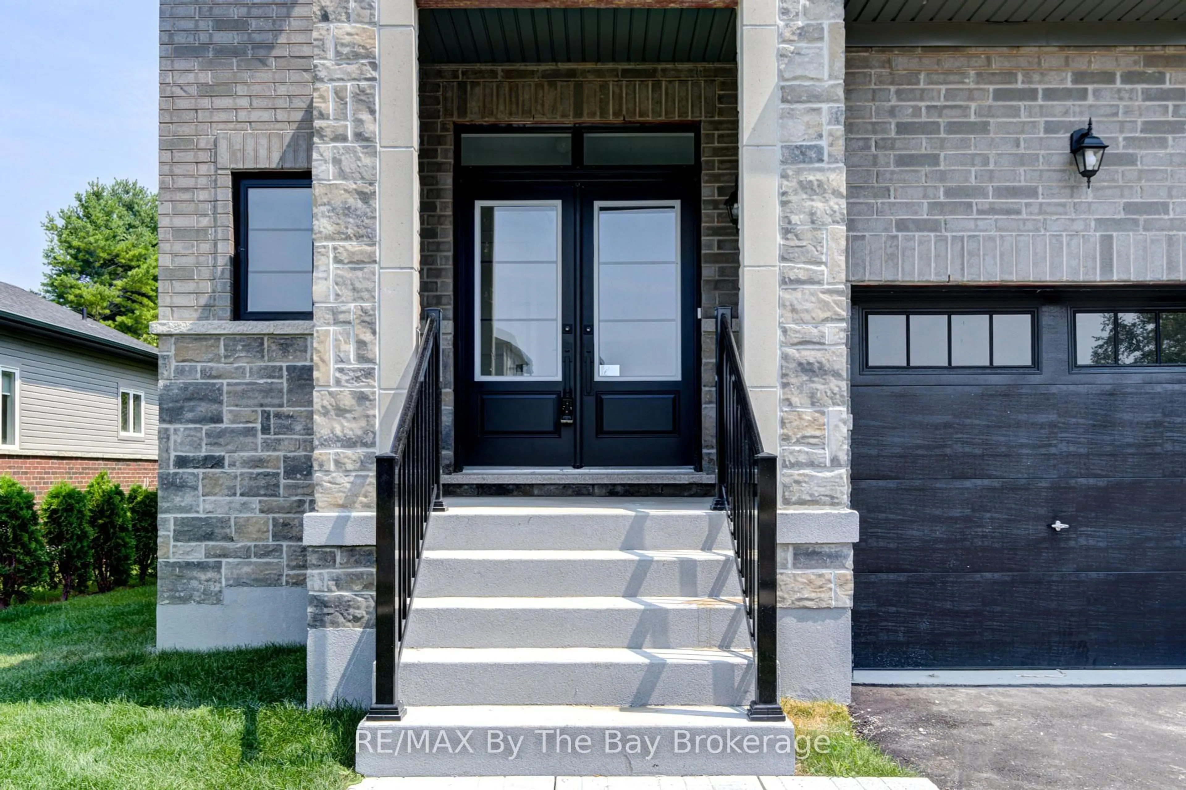 Unknown for 13 Emerald St, Wasaga Beach Ontario L9Z 2N5
