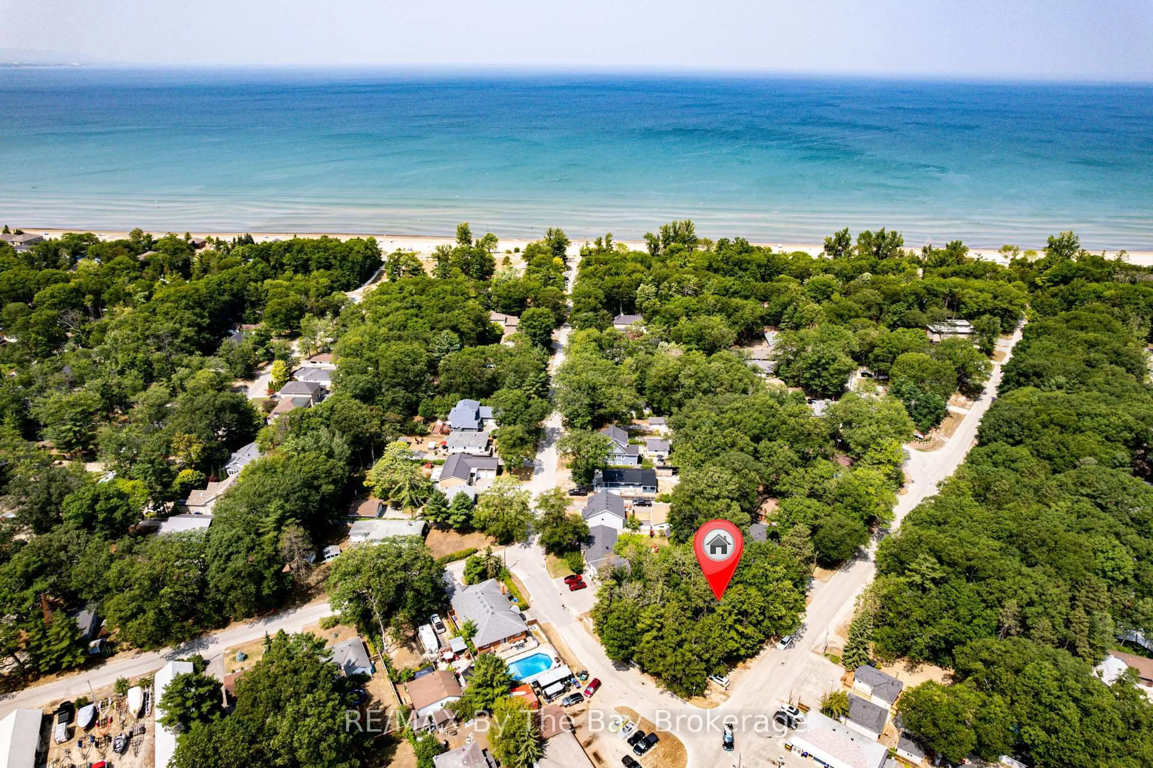 A pic from outside/outdoor area/front of a property/back of a property/a pic from drone, water/lake/river/ocean view for 110 24TH St, Wasaga Beach Ontario L9Z 2E7