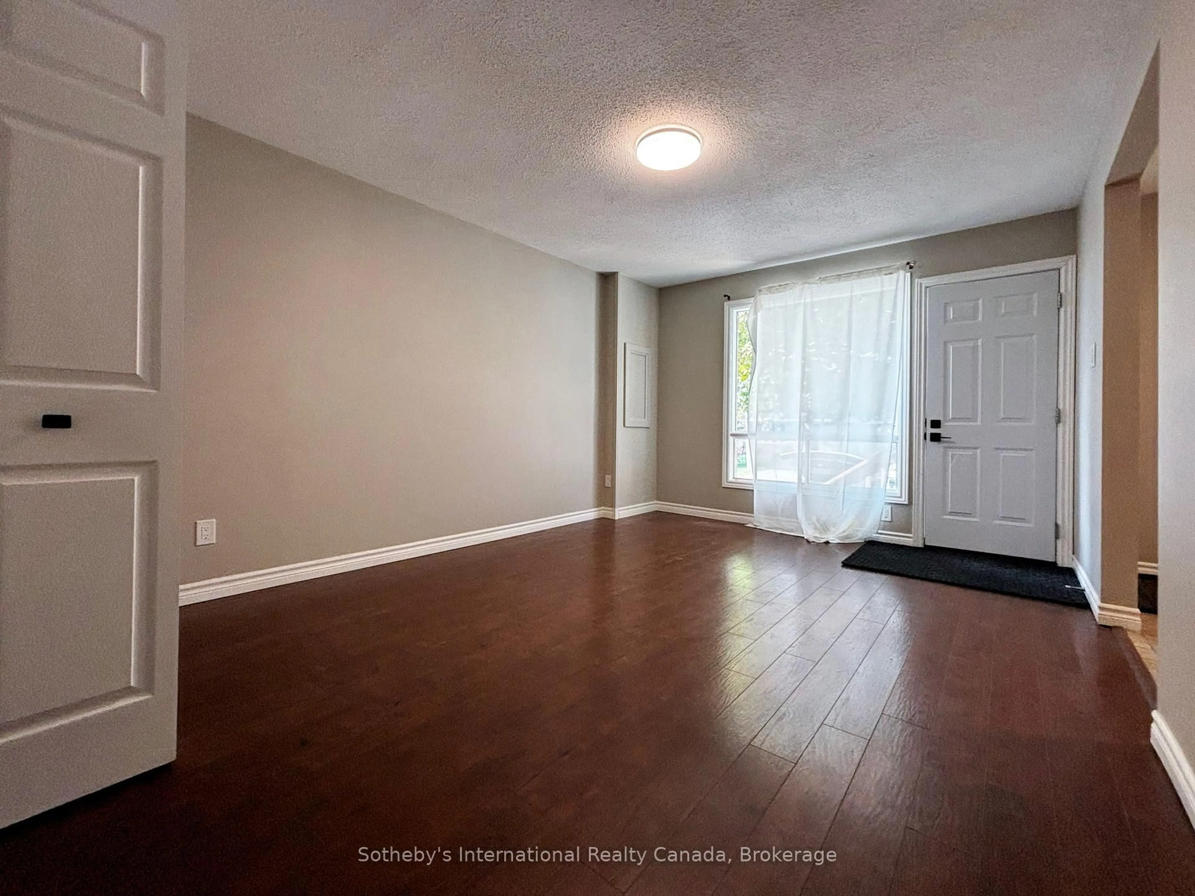 A pic of a room for 55 Courtice Cres, Collingwood Ontario L9Y 4N7
