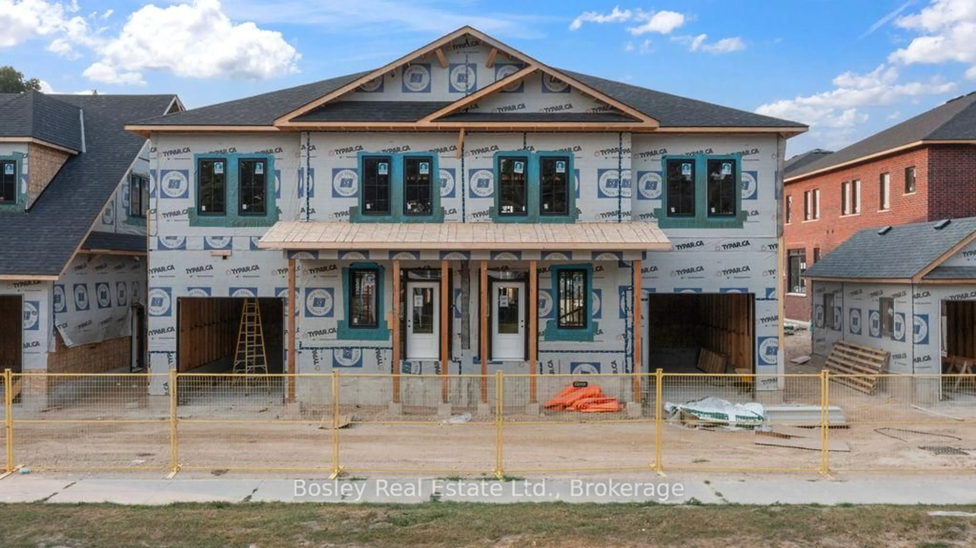 Home with brick exterior material, building for 400 Maple St #Lot 8 L, Collingwood Ontario L9Y 2R7