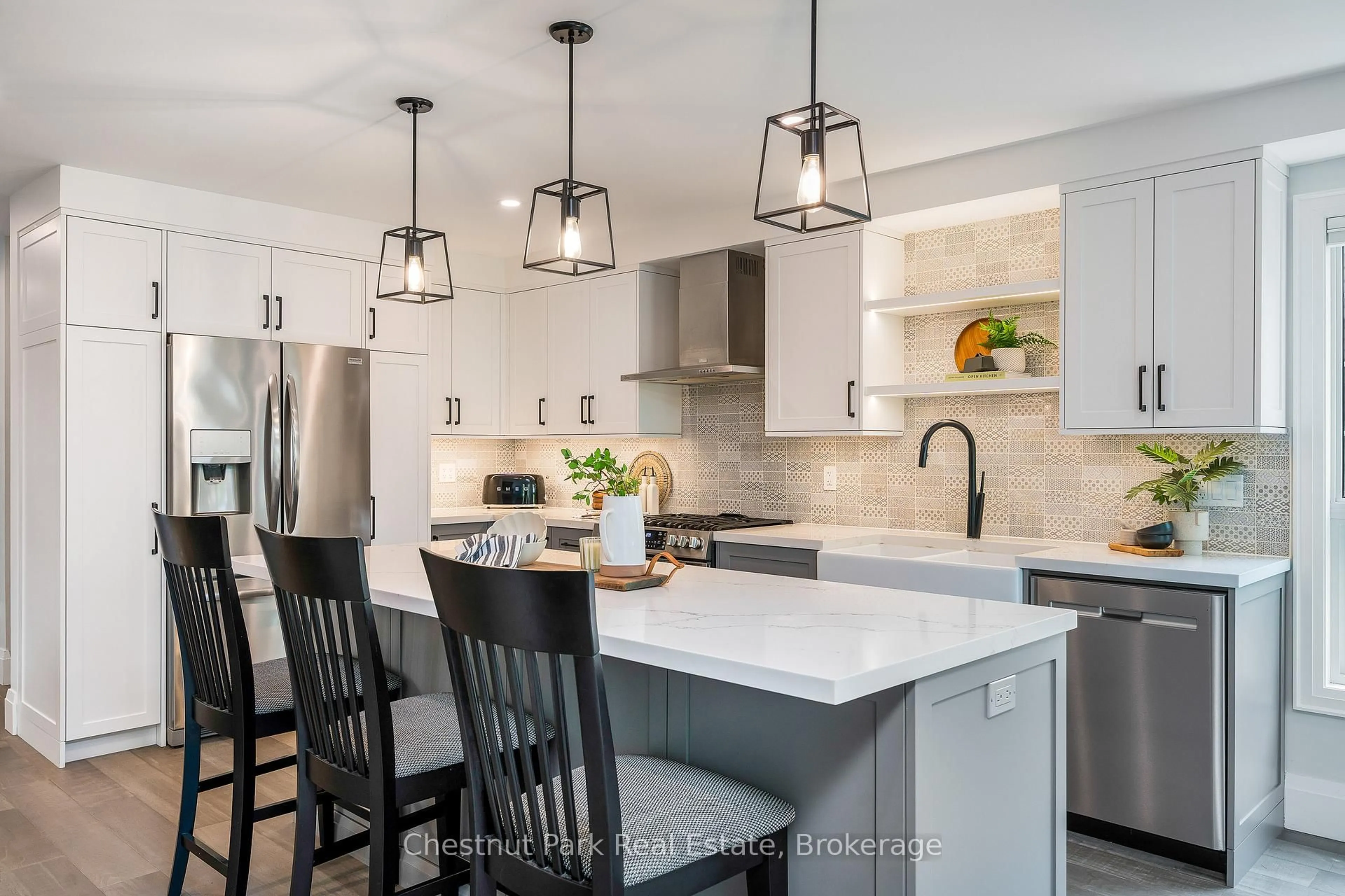 Contemporary kitchen, unknown for 13 Brooke Ave, Collingwood Ontario L9Y 5L2