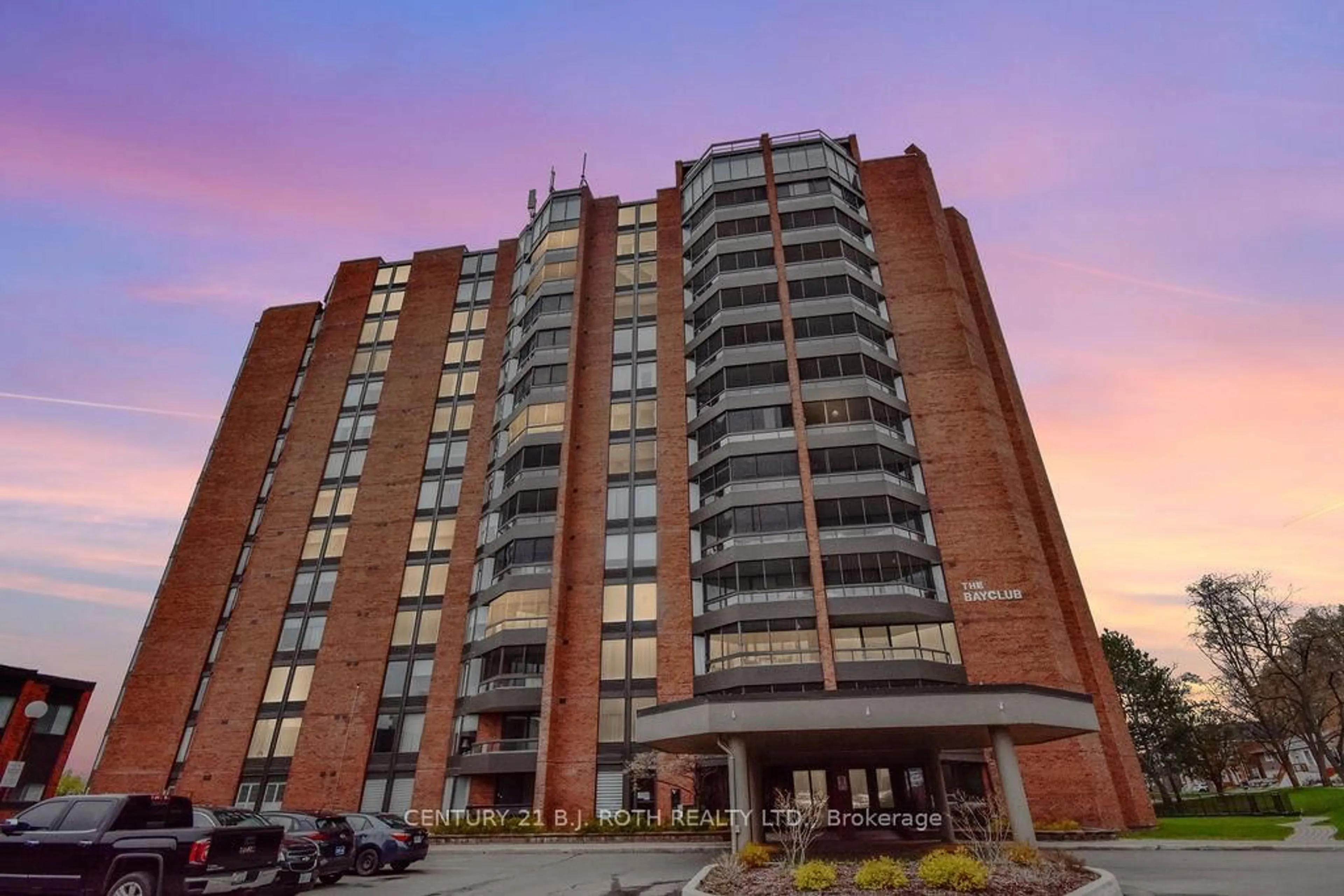 Unknown for 181 Collier St #405, Barrie Ontario L4M 5L6