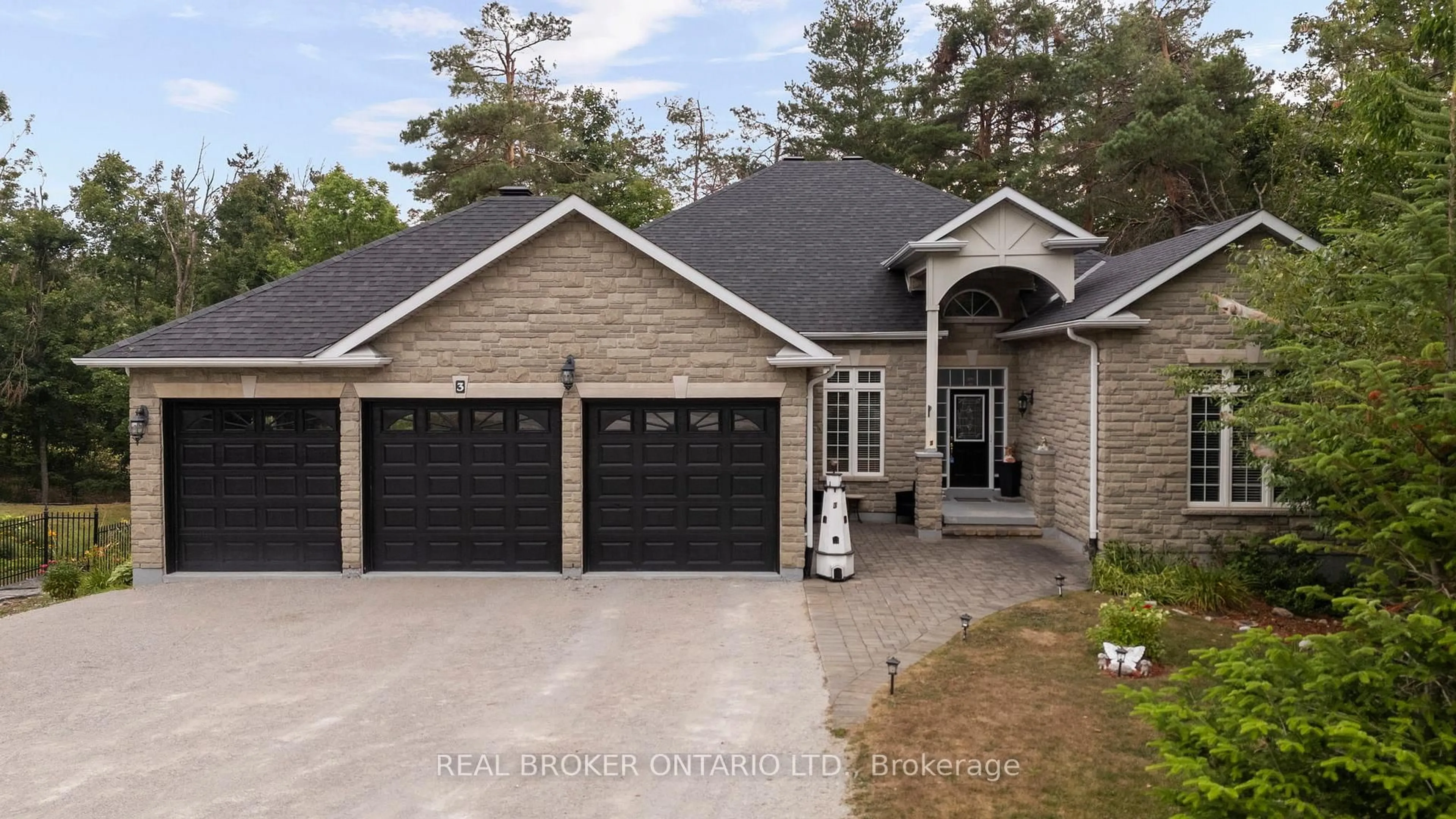 Home with brick exterior material, street for 3 Bridle Path, Oro-Medonte Ontario L0L 2L0