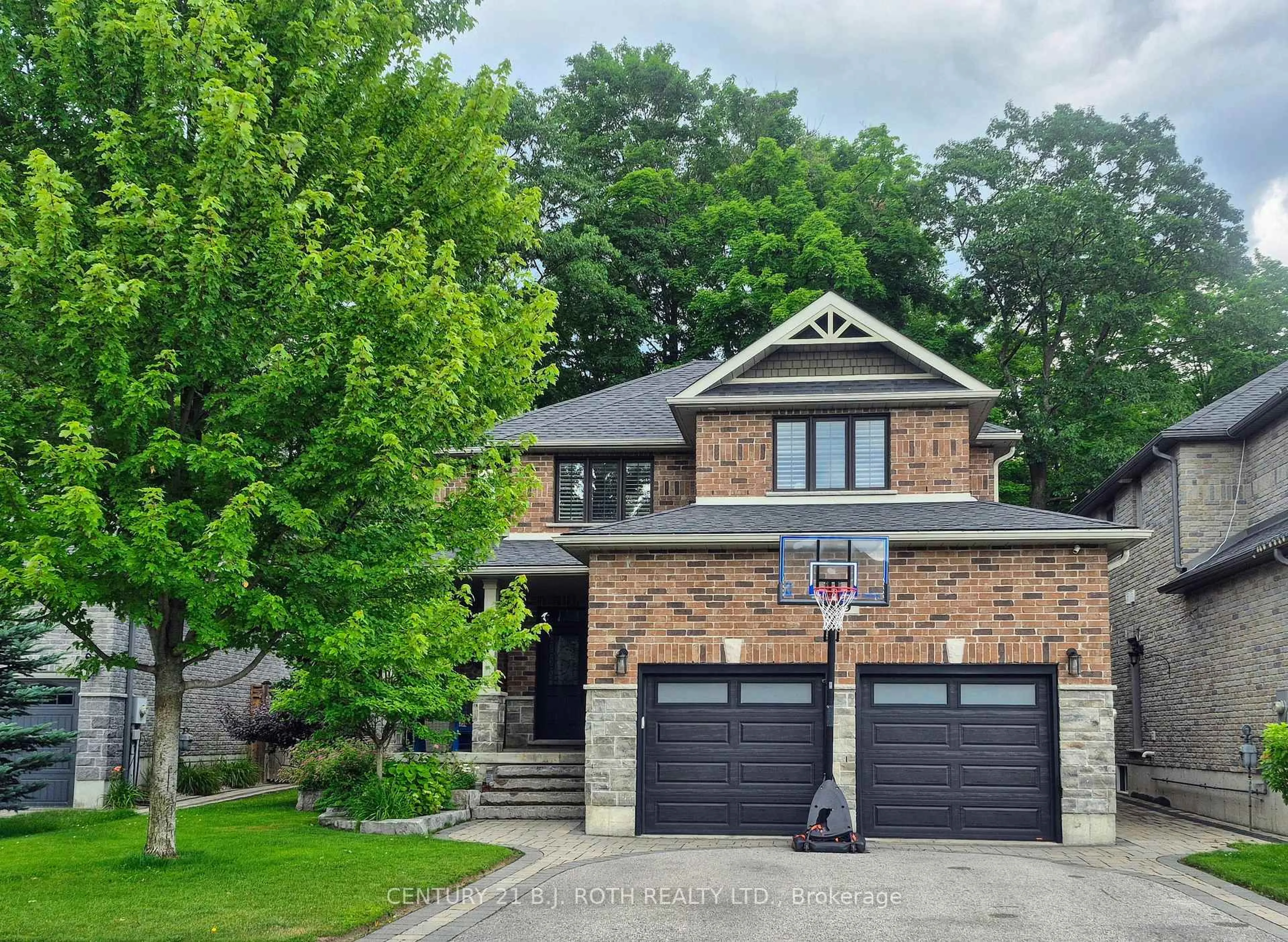 Home with brick exterior material, street for 99 Jewel House Lane, Barrie Ontario L4N 5X1