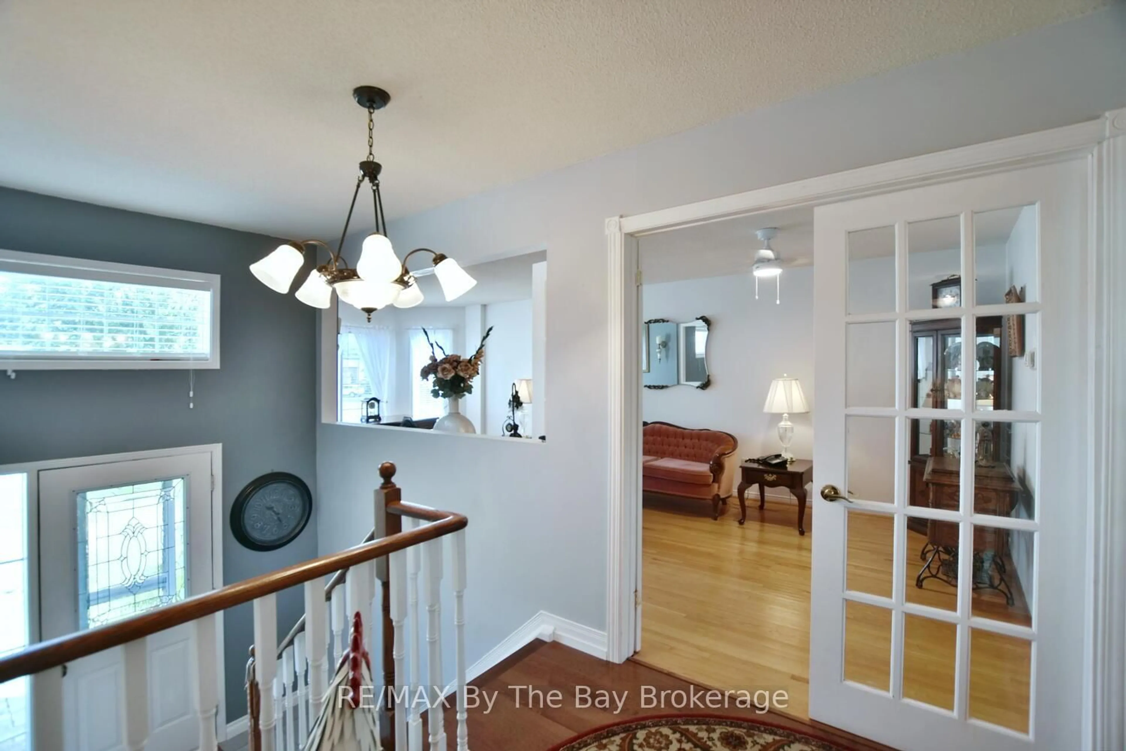 Indoor entryway for 41 Evergreen Cres, Wasaga Beach Ontario L9Z 1B6
