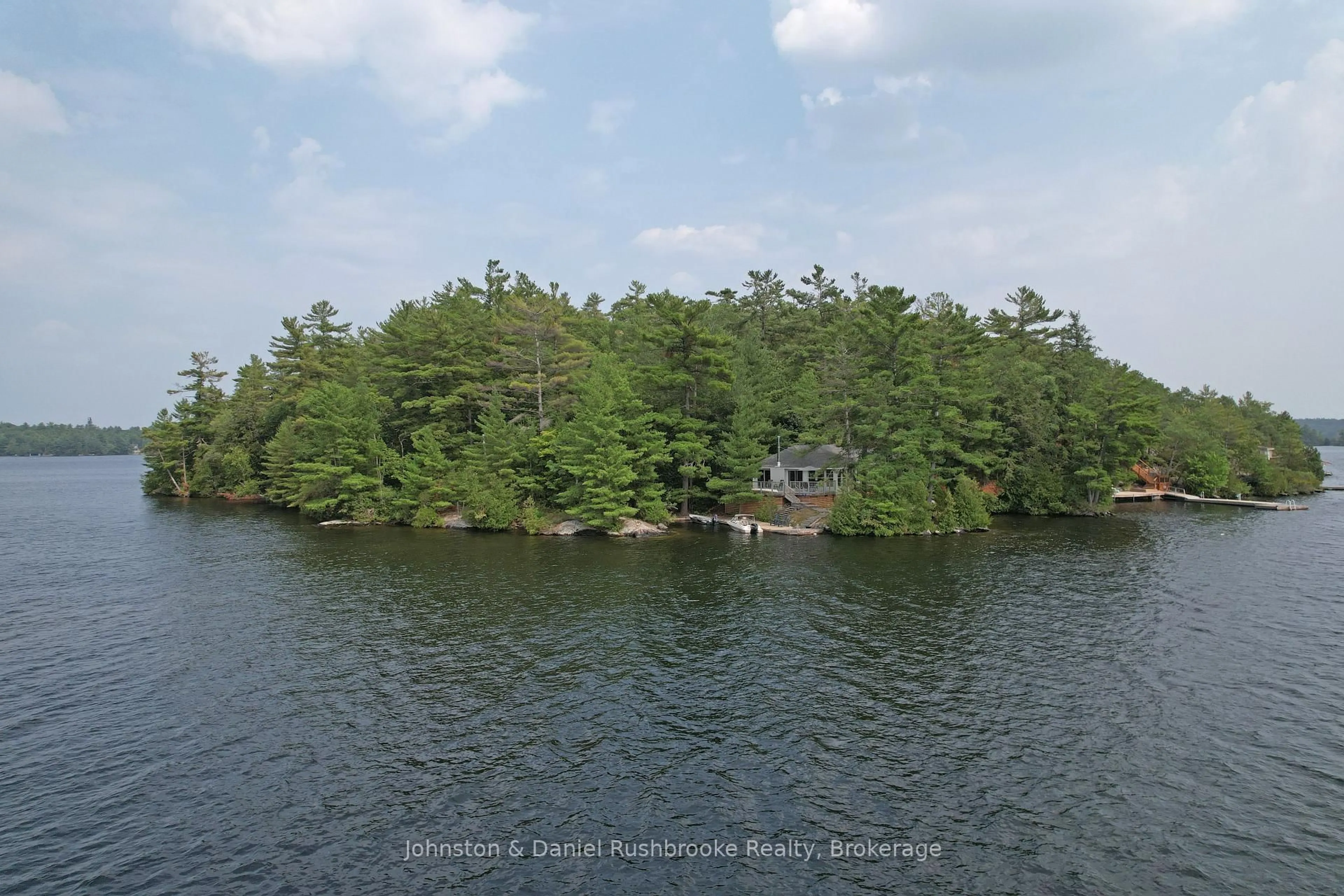 Blurry image for 18 Island 340 (Marie Island), Georgian Bay Ontario L0K 2C0