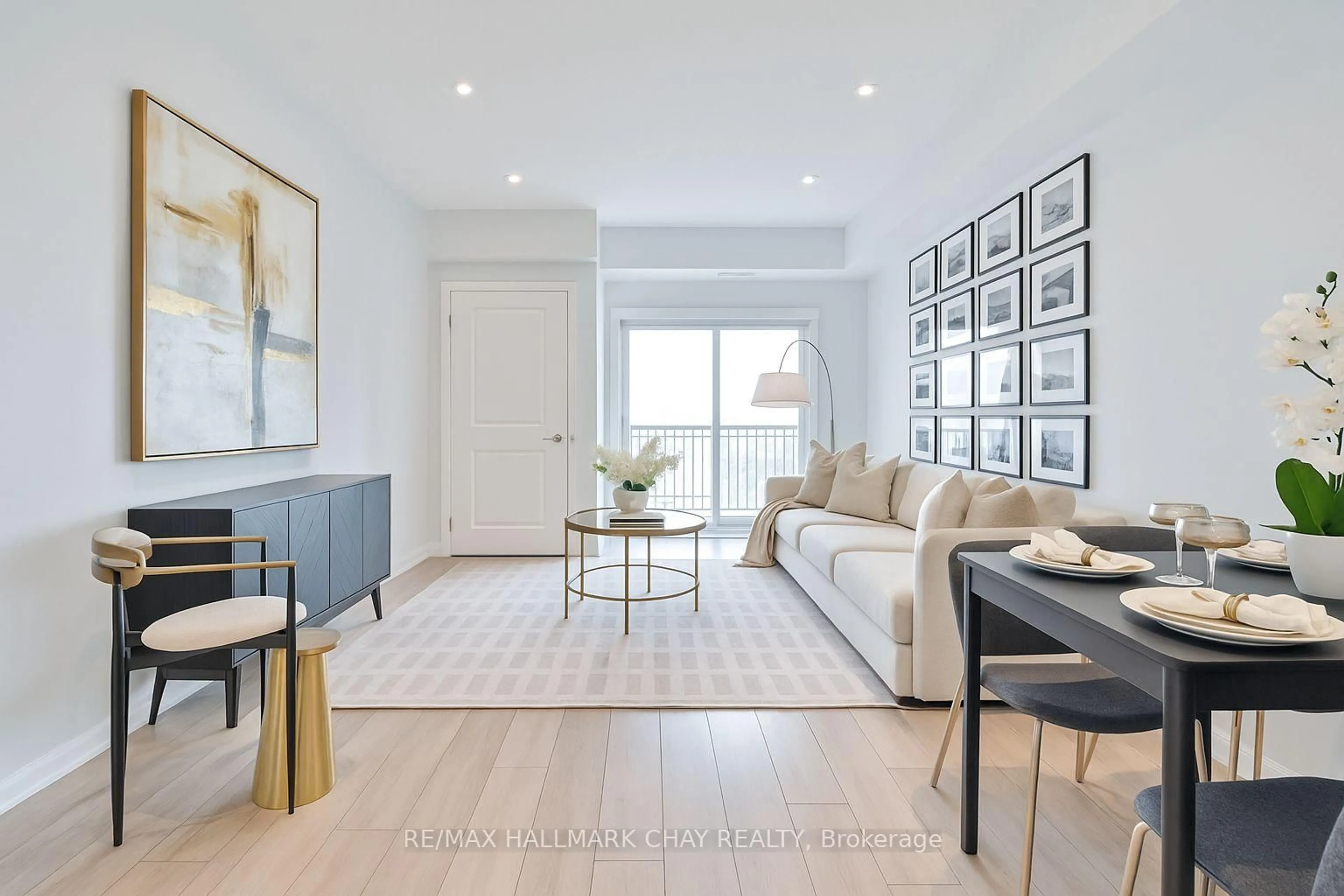 Living room with furniture, unknown for 299 Cundles Rd #507, Barrie Ontario L4M 0K9