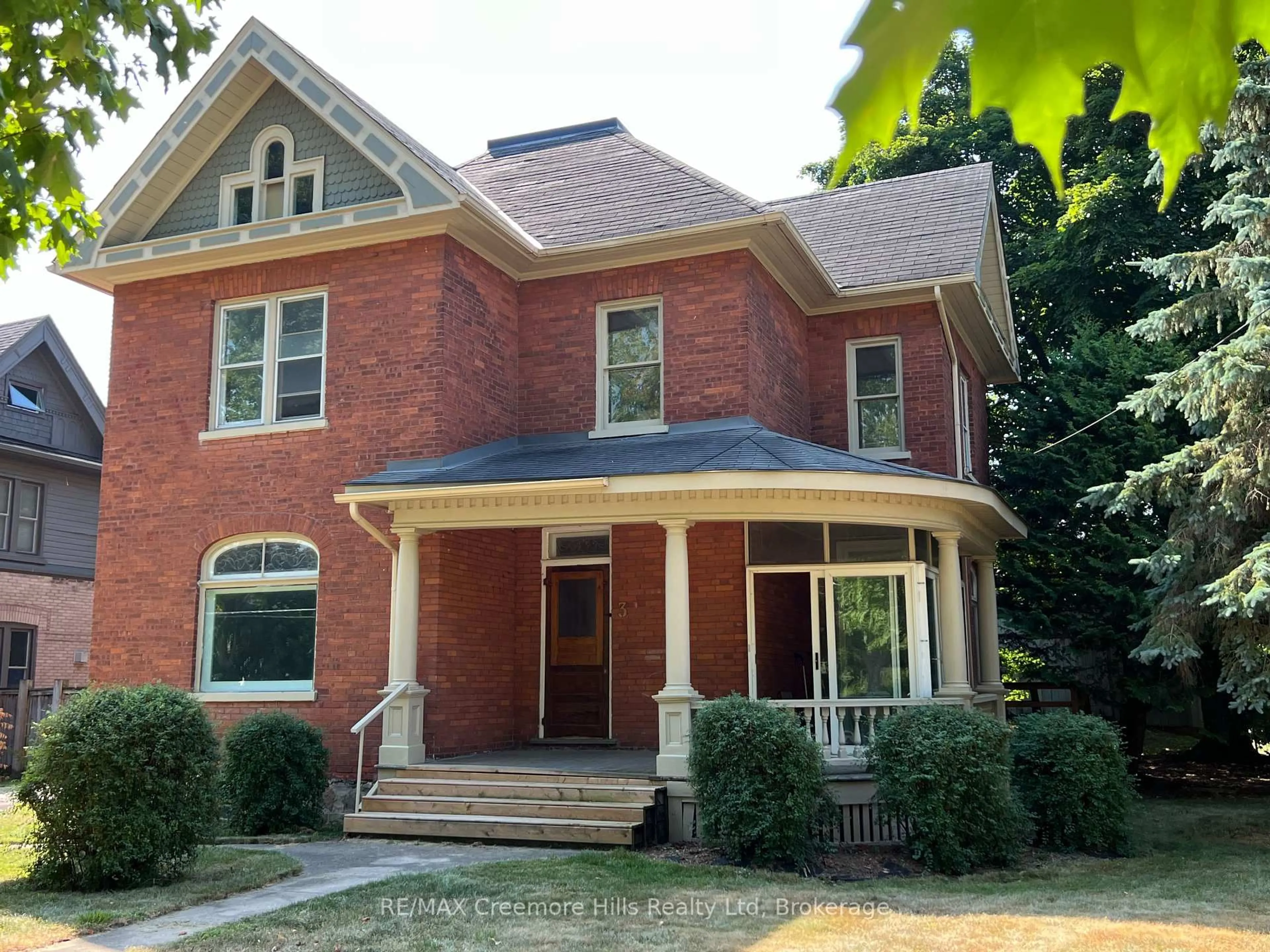 Home with brick exterior material, street for 3 Wellington St, Clearview Ontario L0M 1G0
