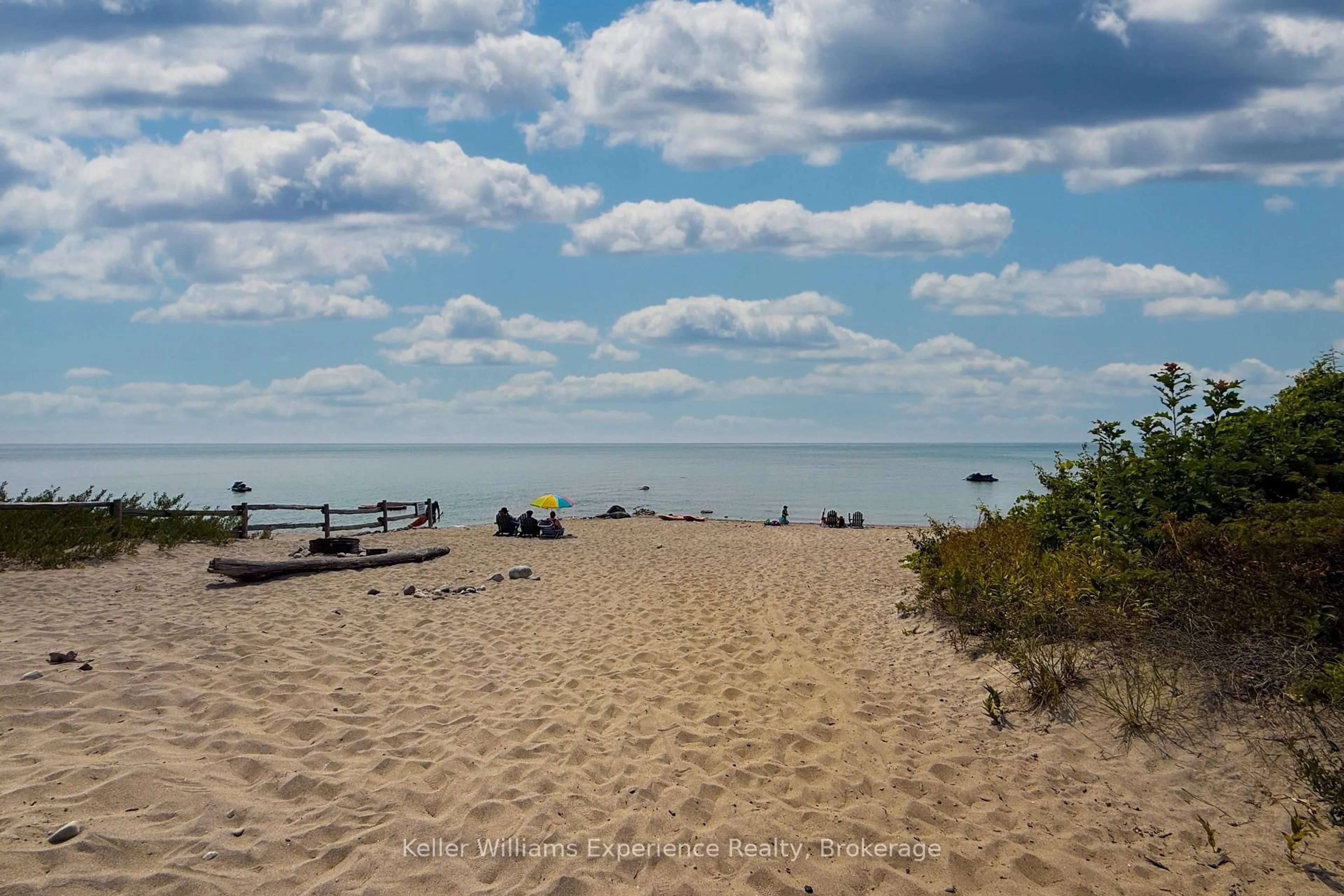 Blurry image for 739 Concession 15 Rd, Tiny Ontario L9M 1R3