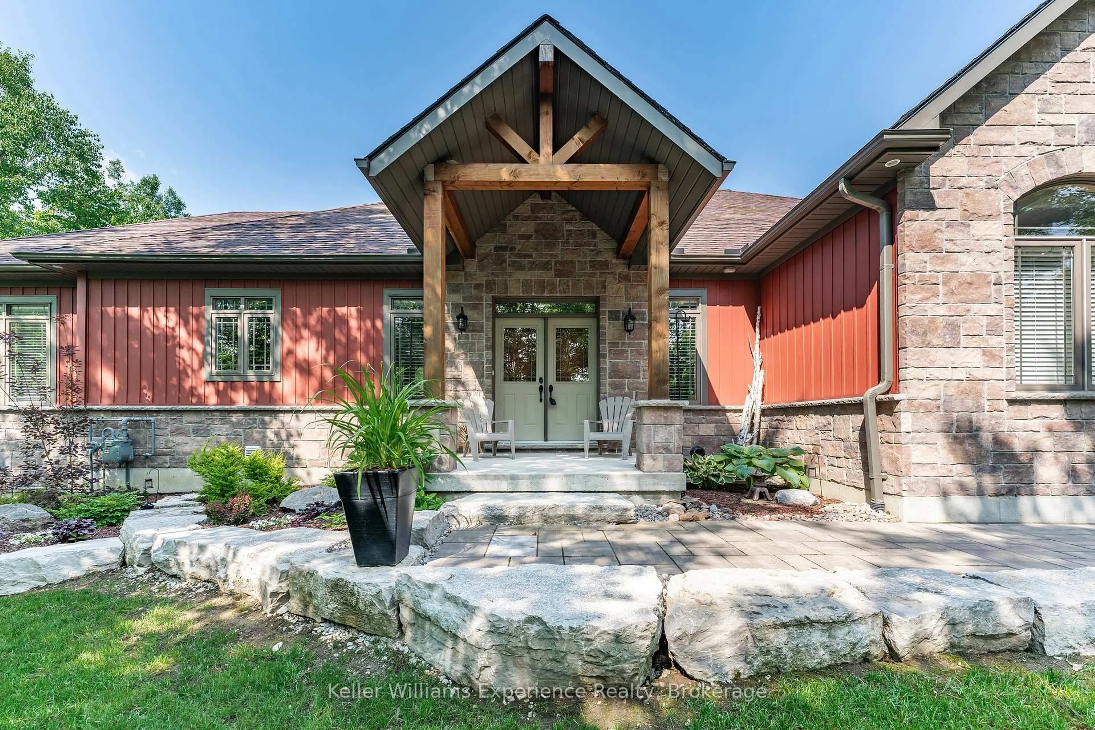 Home with brick exterior material, unknown for 2176 Elana Dr, Severn Ontario L3V 0C2