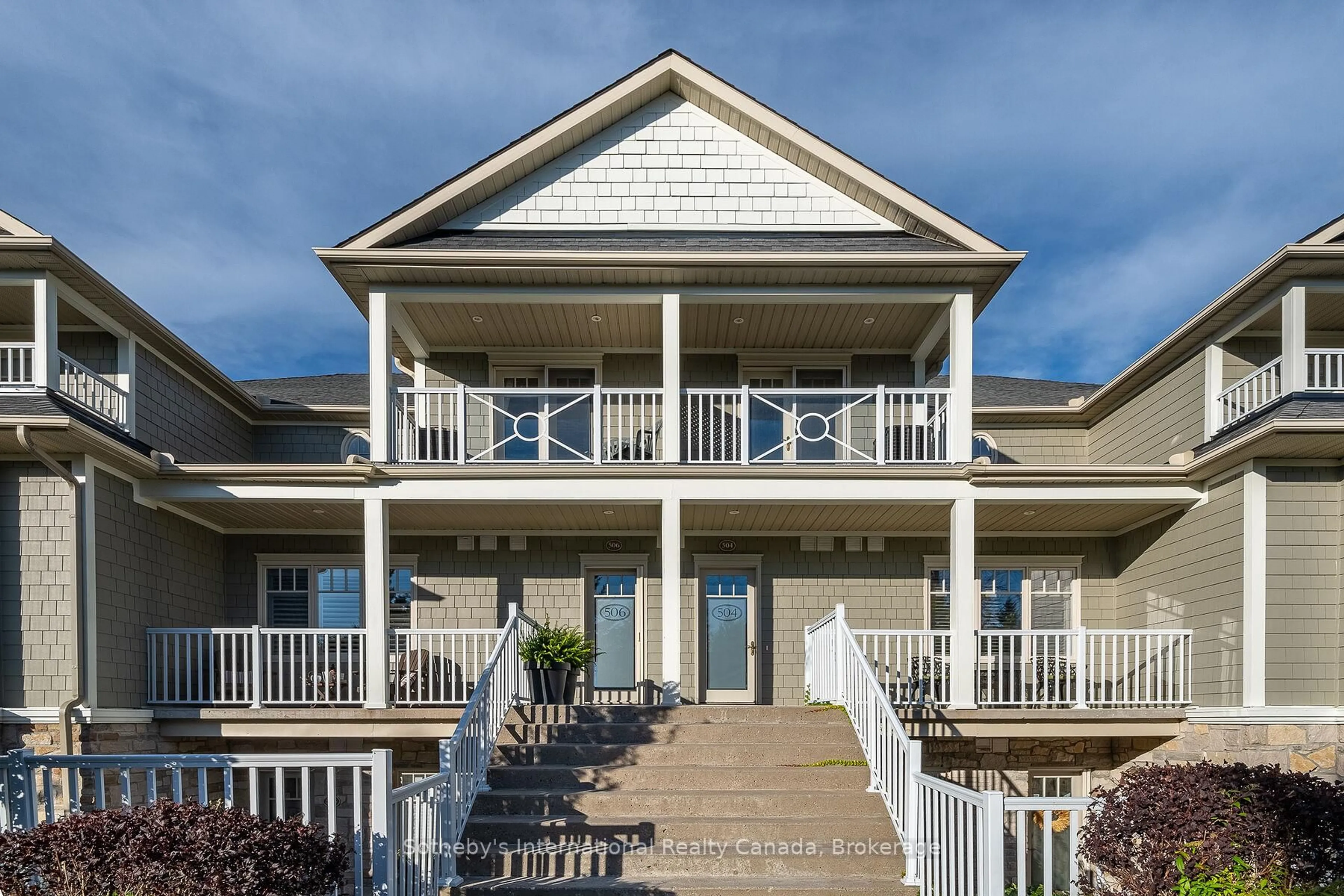 Home with vinyl exterior material, unknown for 40 TROTT Blvd #504, Collingwood Ontario L9Y 5K5