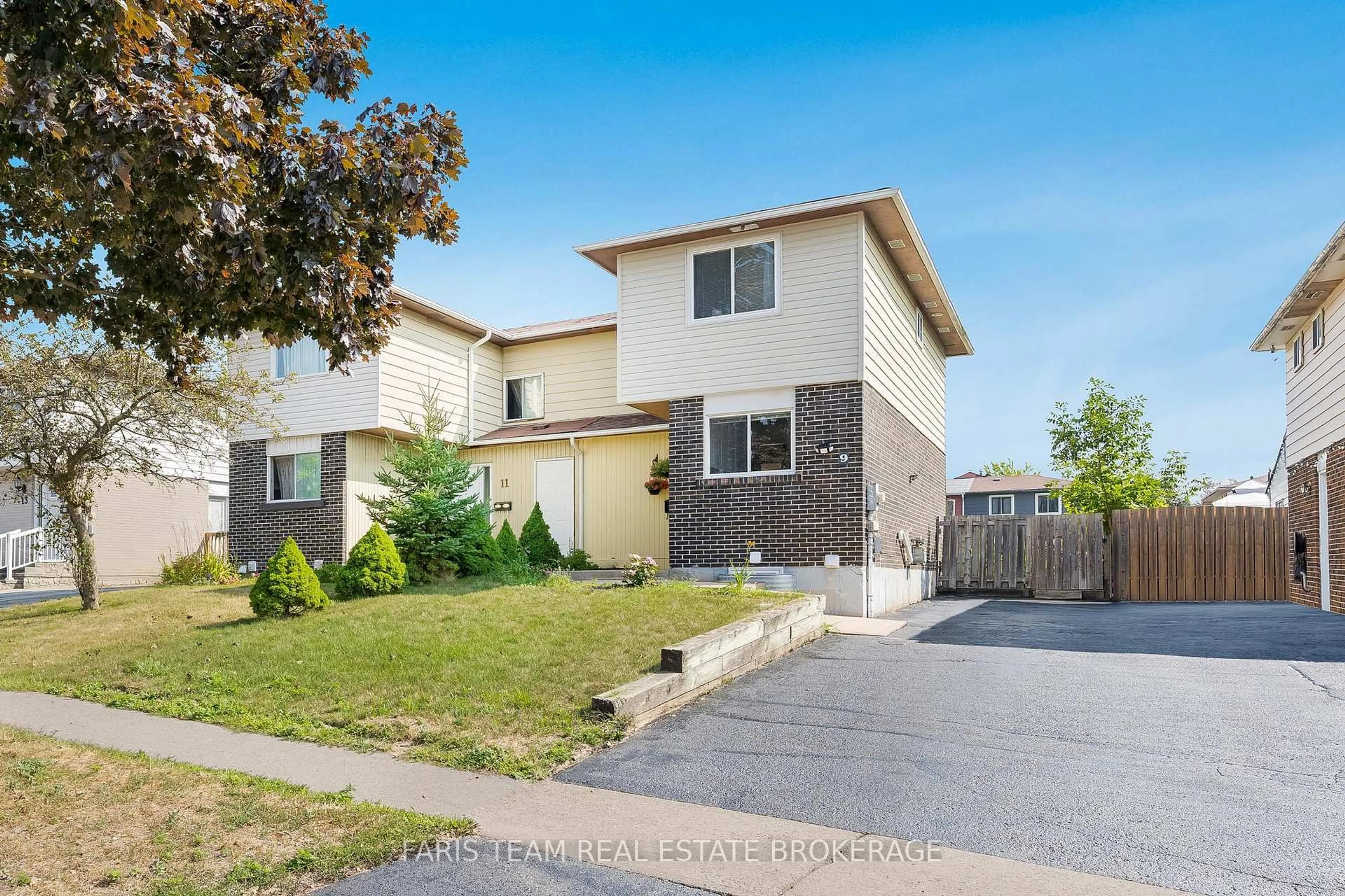 Unknown for 9 Christie Cres, Barrie Ontario L4N 4V2