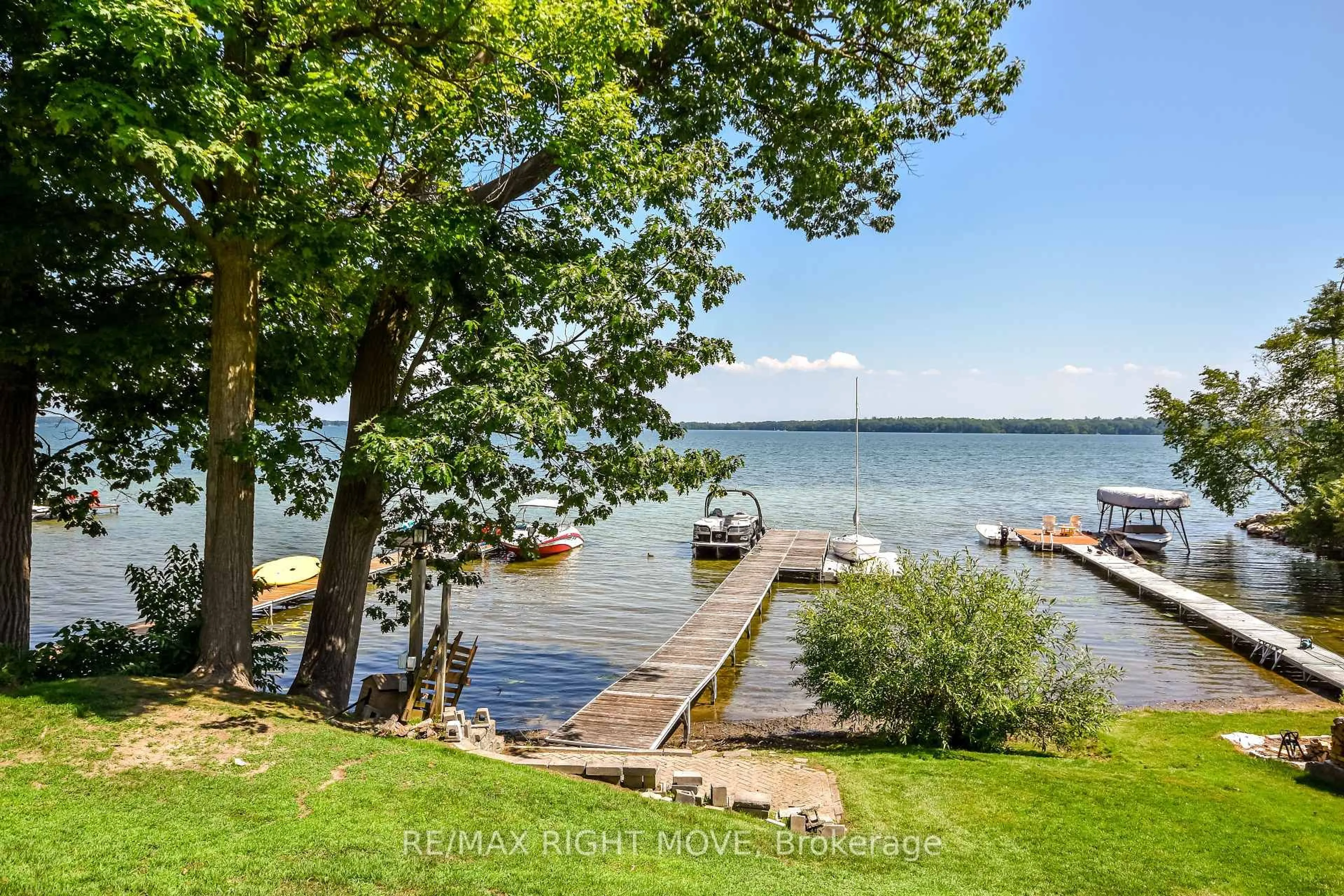 A pic from outside/outdoor area/front of a property/back of a property/a pic from drone, water/lake/river/ocean view for 1756 Bay Park Rd, Severn Ontario L3V 0V7