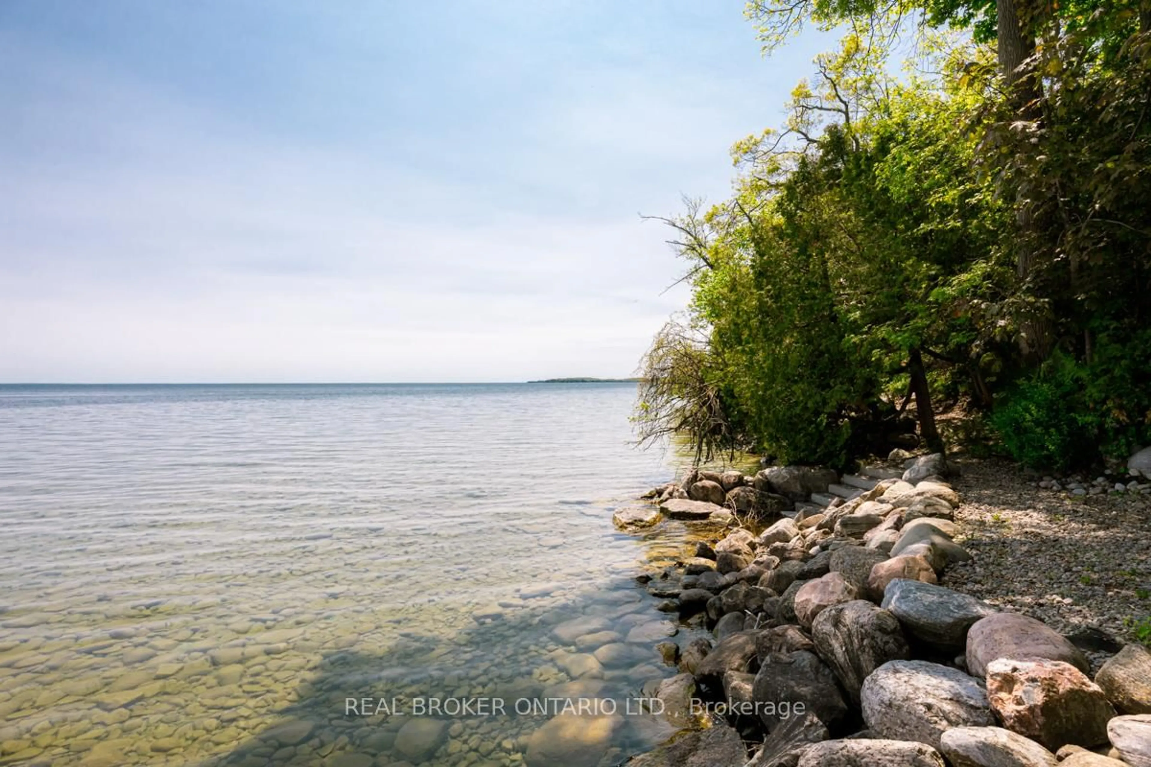 Patio, water/lake/river/ocean view for 45 Ivy Lane, Orillia Ontario L3V 6H1
