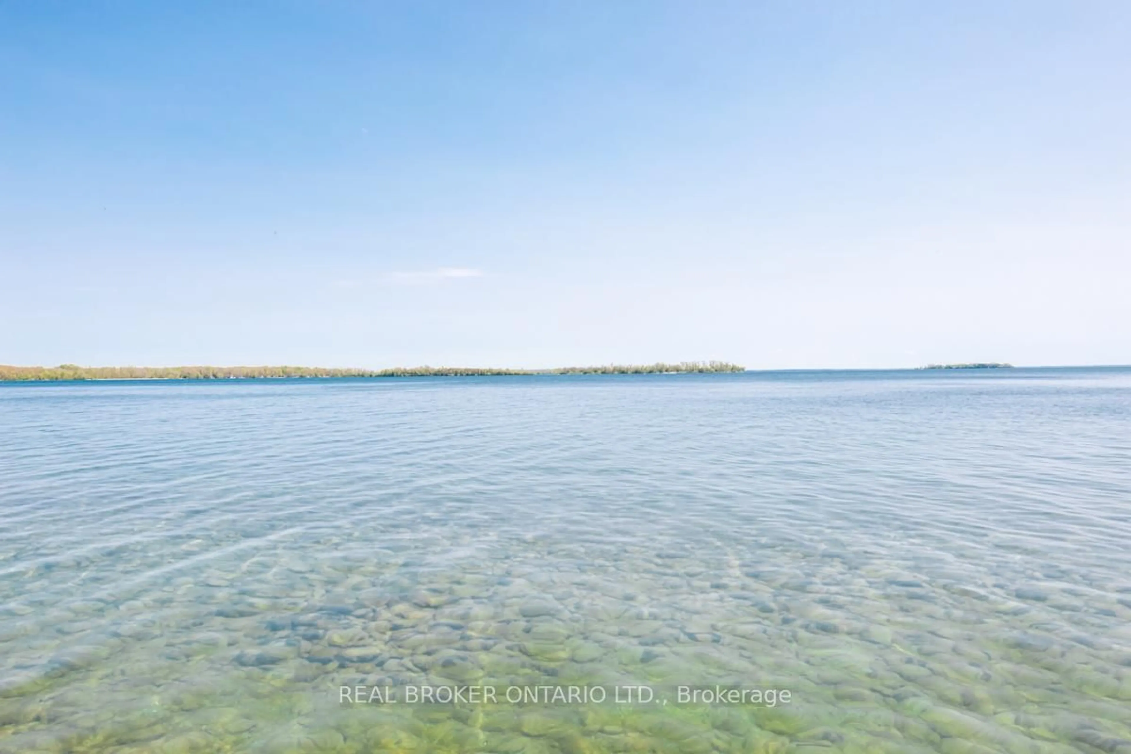 Blurry image for 45 Ivy Lane, Orillia Ontario L3V 6H1