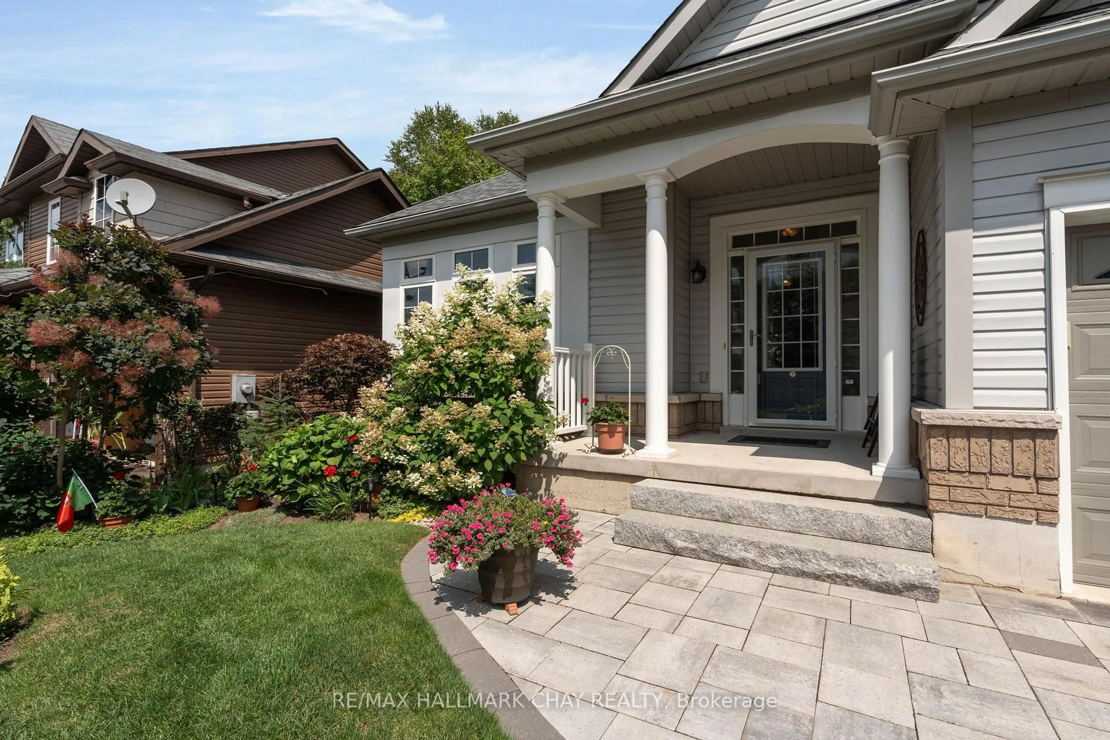 Home with brick exterior material, street for 15 OAKMONT Ave, Oro-Medonte Ontario L0L 2L0