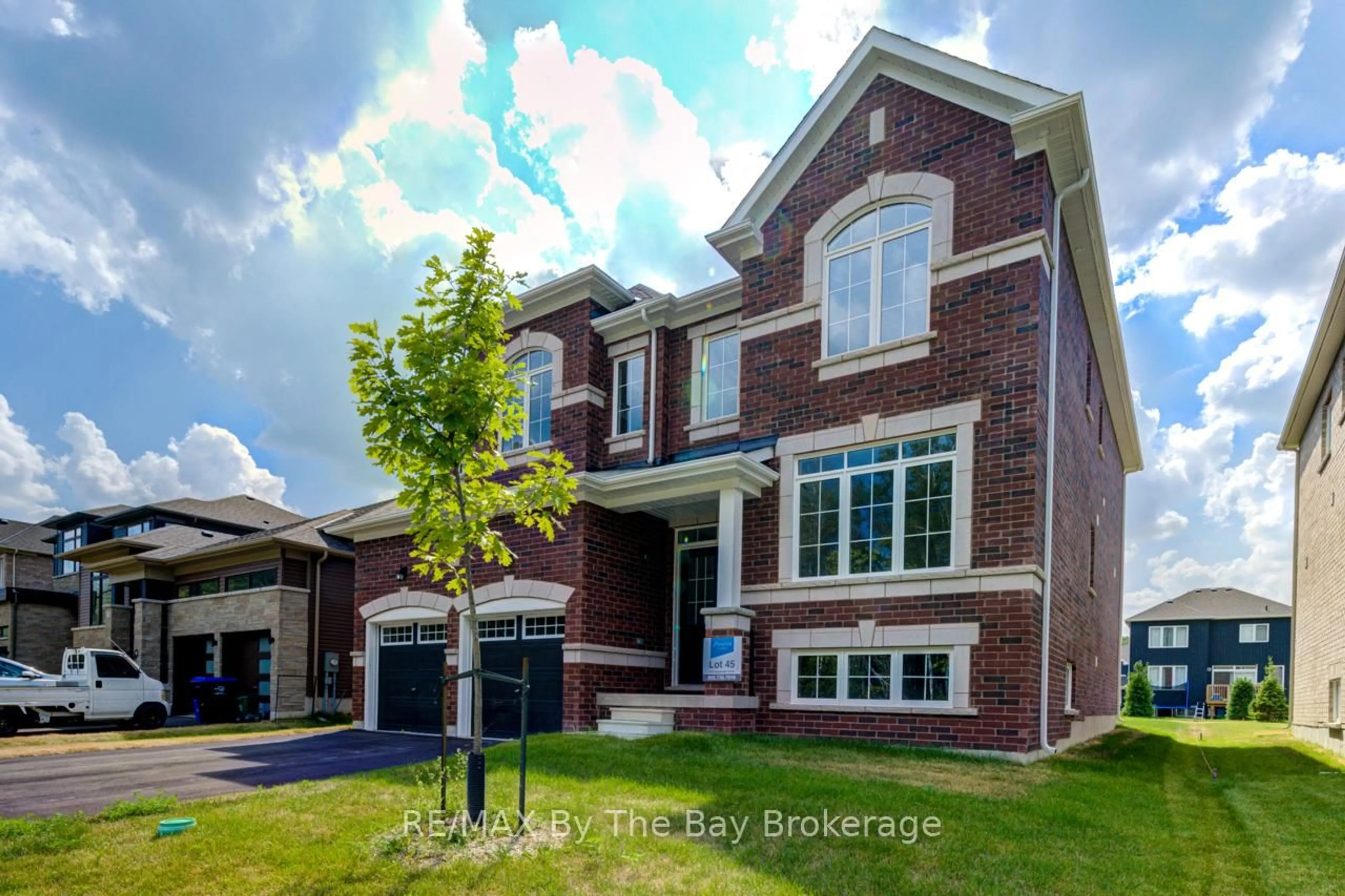 Home with brick exterior material, street for 174 Mapleside Dr, Wasaga Beach Ontario L9Z 0L4