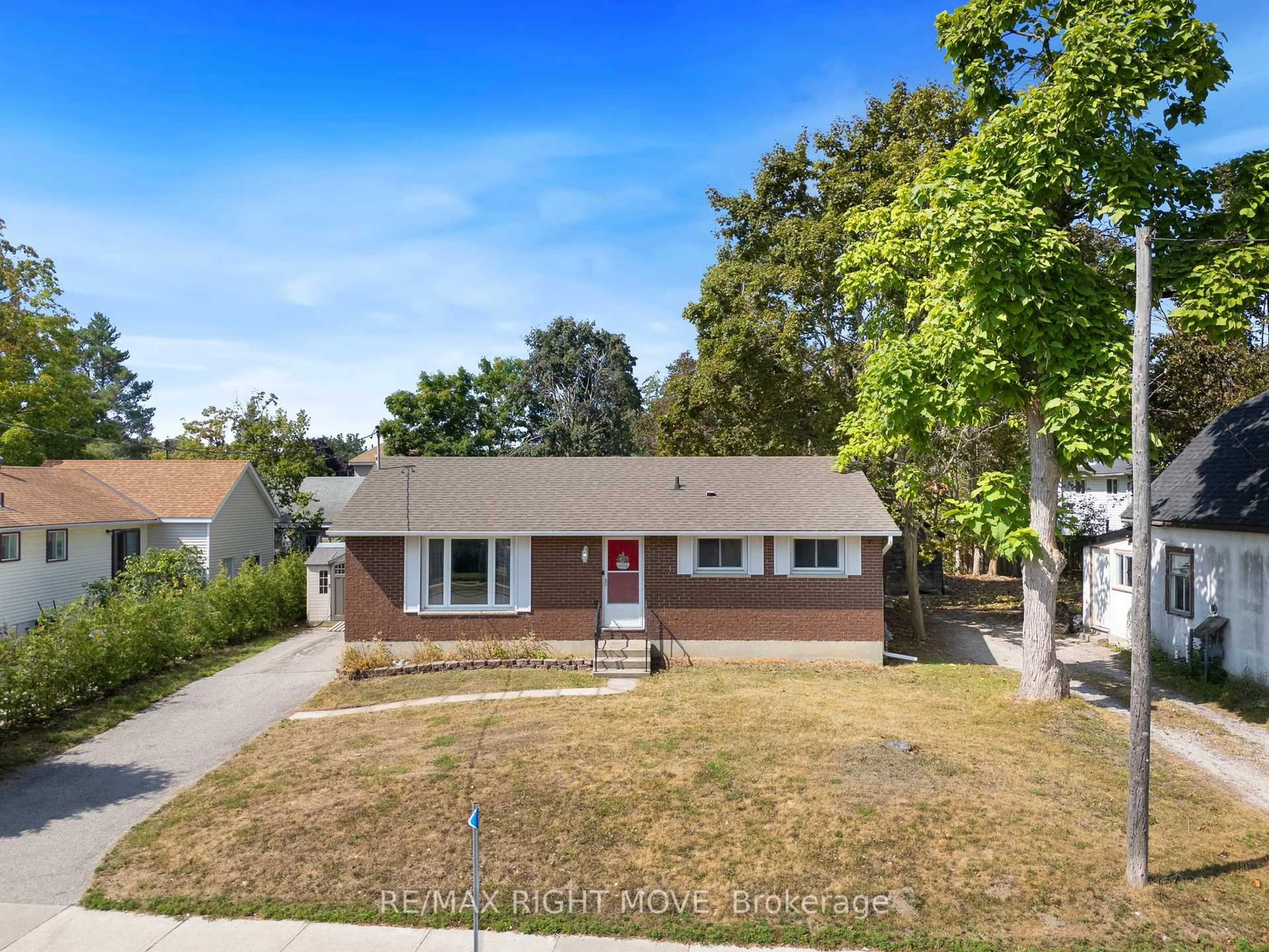 Unknown for 3 Westmount Dr, Orillia Ontario L3V 6B7