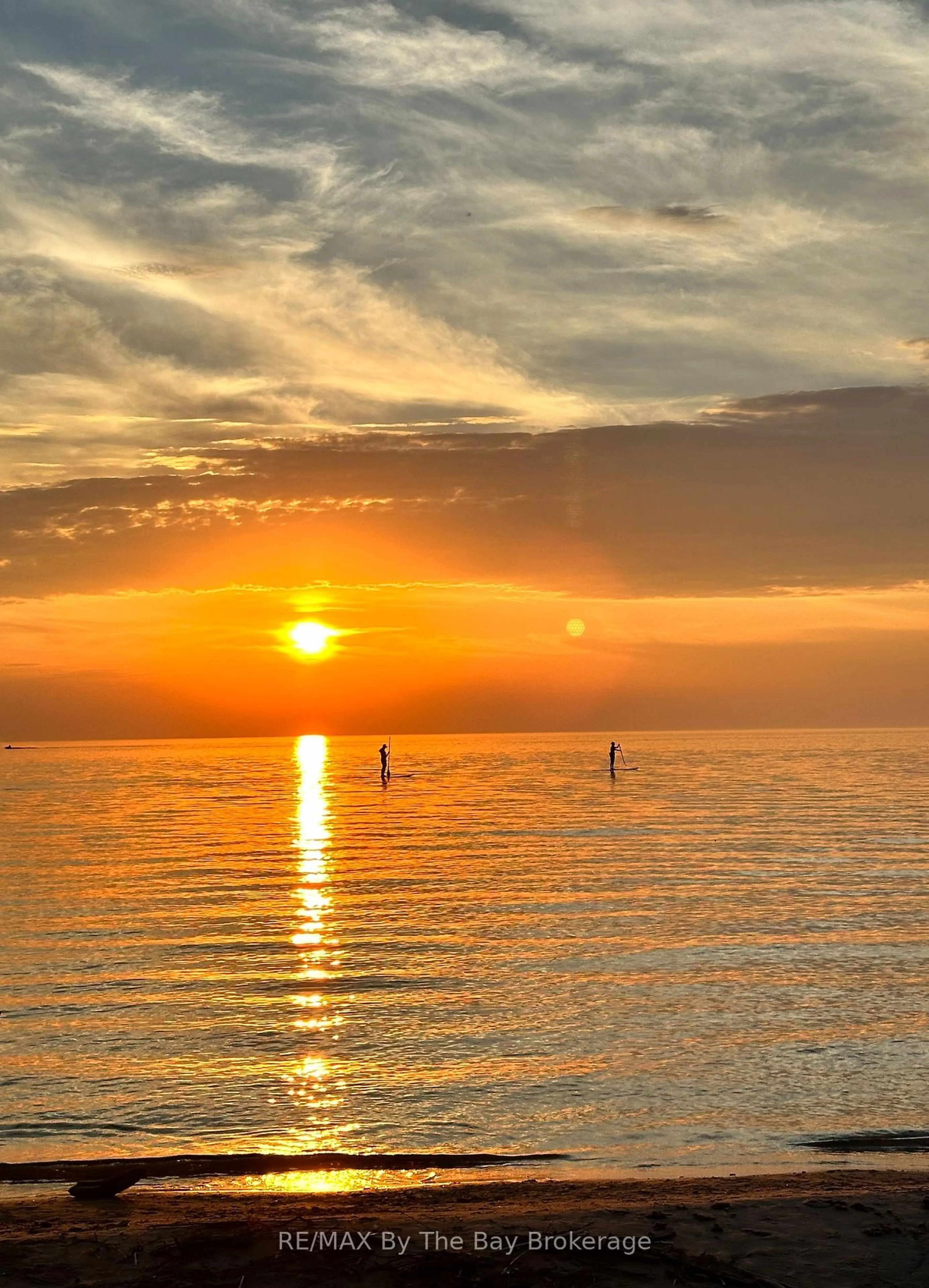 Blurry image for 342 Coastline Dr, Wasaga Beach Ontario L9Z 2M4