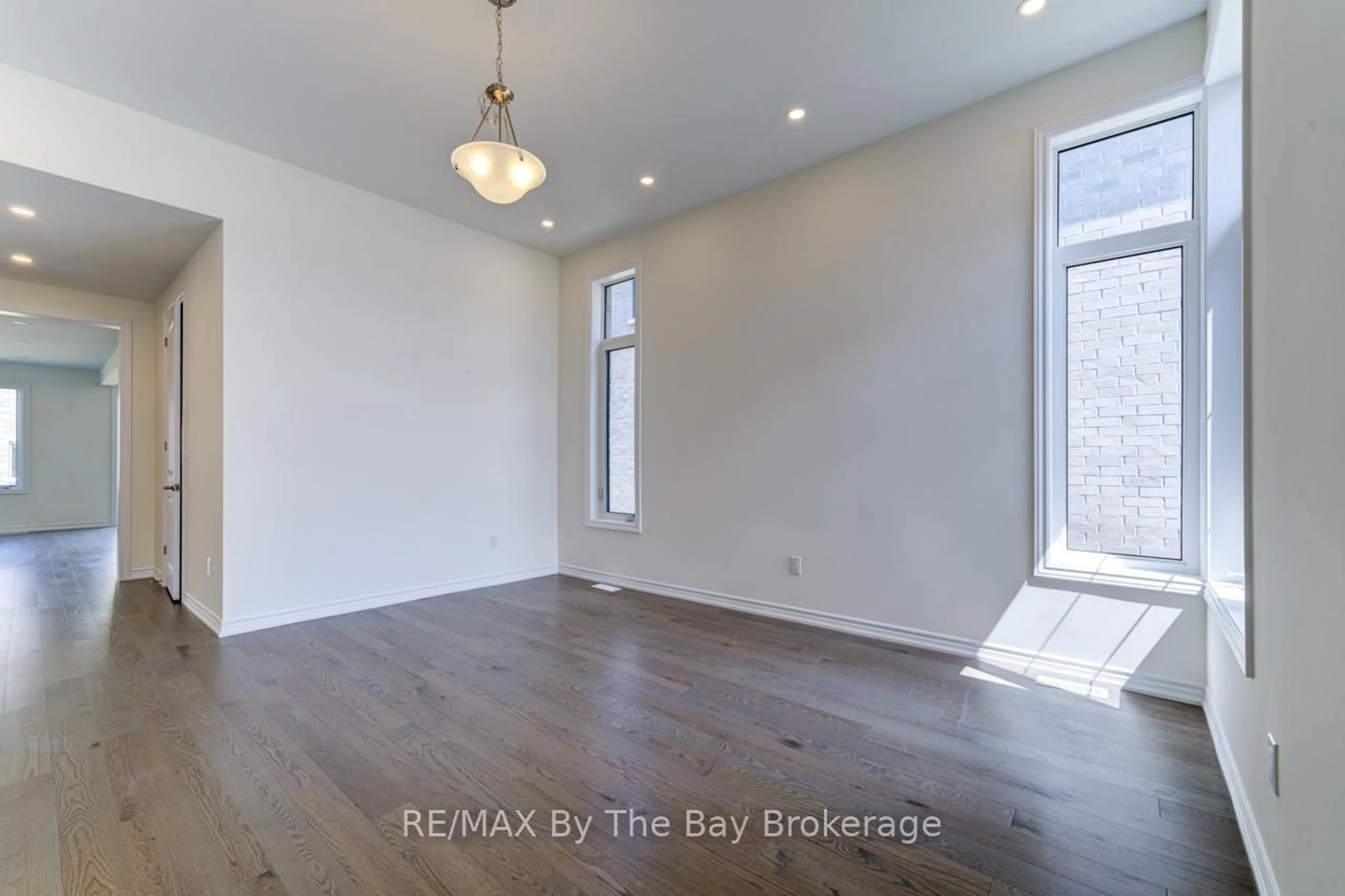 A pic of a room for 17 Sun Valley Ave, Wasaga Beach Ontario L9Z 0N6