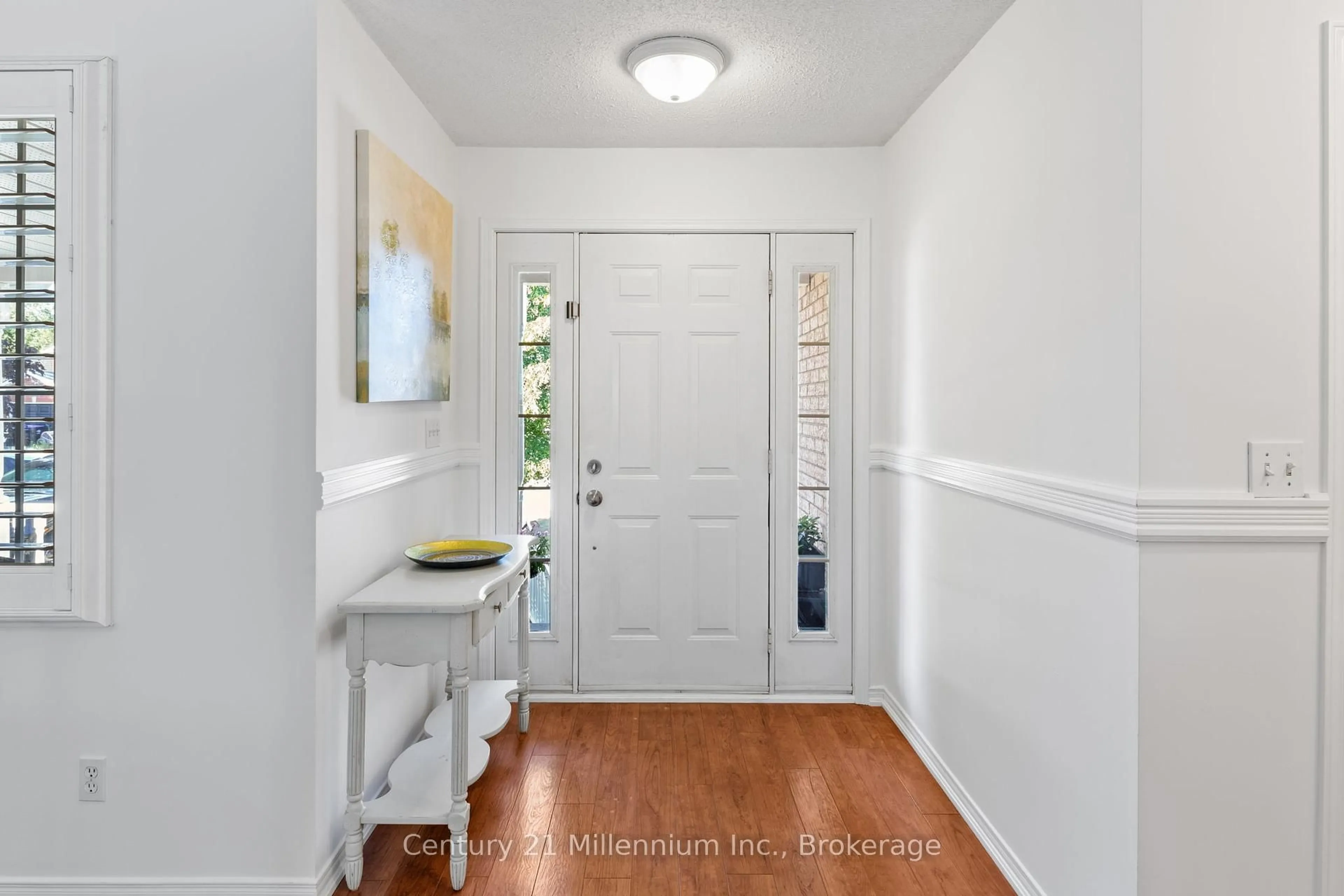 Indoor entryway for 23 Bush St, Collingwood Ontario L9Y 4S9