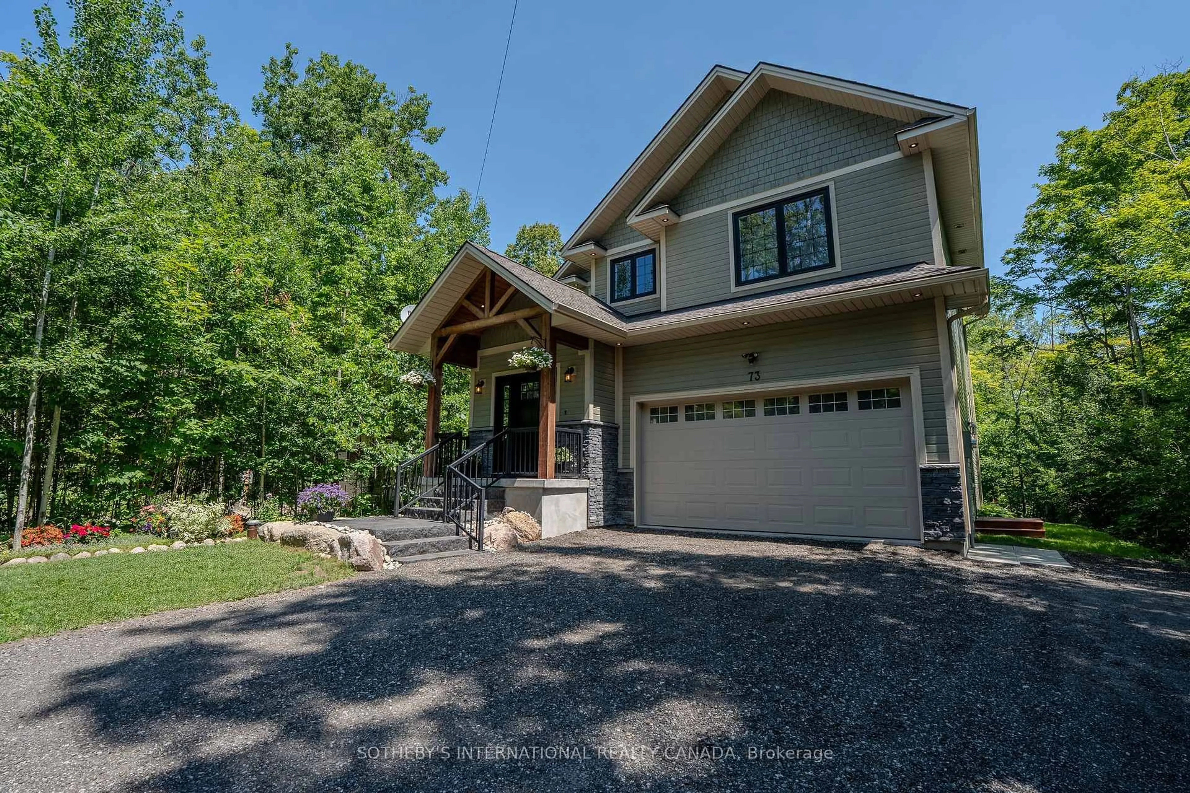 Home with vinyl exterior material, street for 73 Wozniak Rd, Penetanguishene Ontario L9M 1W6