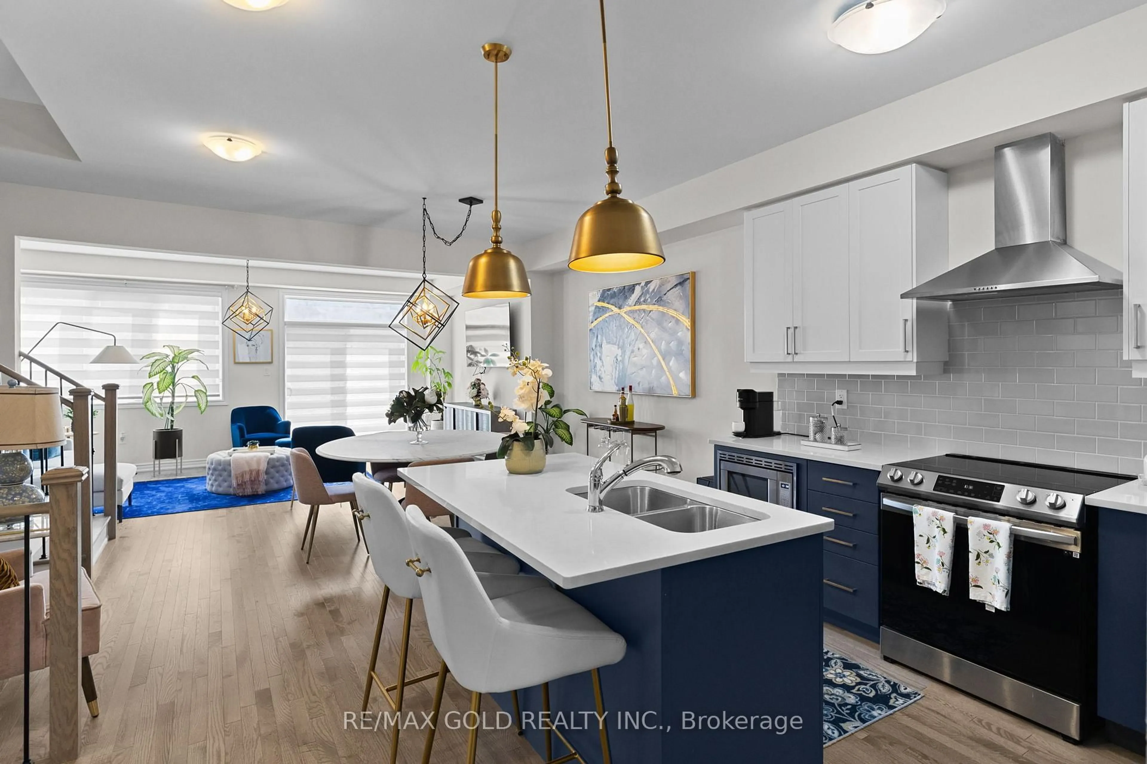 Open concept kitchen, unknown for 54 EBERHARDT Dr, Wasaga Beach Ontario L9Z 0K5