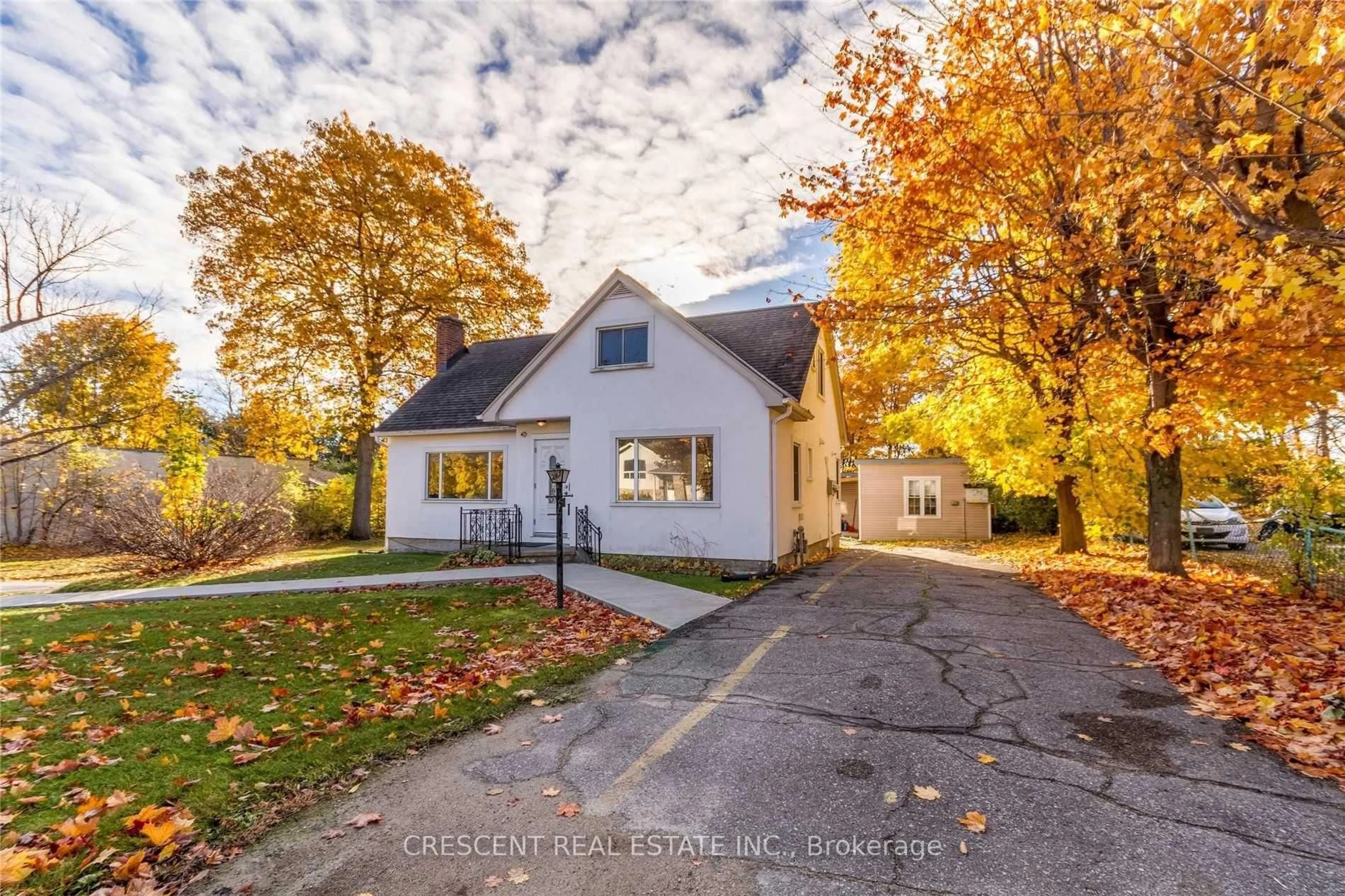 A pic from outside/outdoor area/front of a property/back of a property/a pic from drone, street for 261 Barrie Rd, Orillia Ontario L3V 2R4