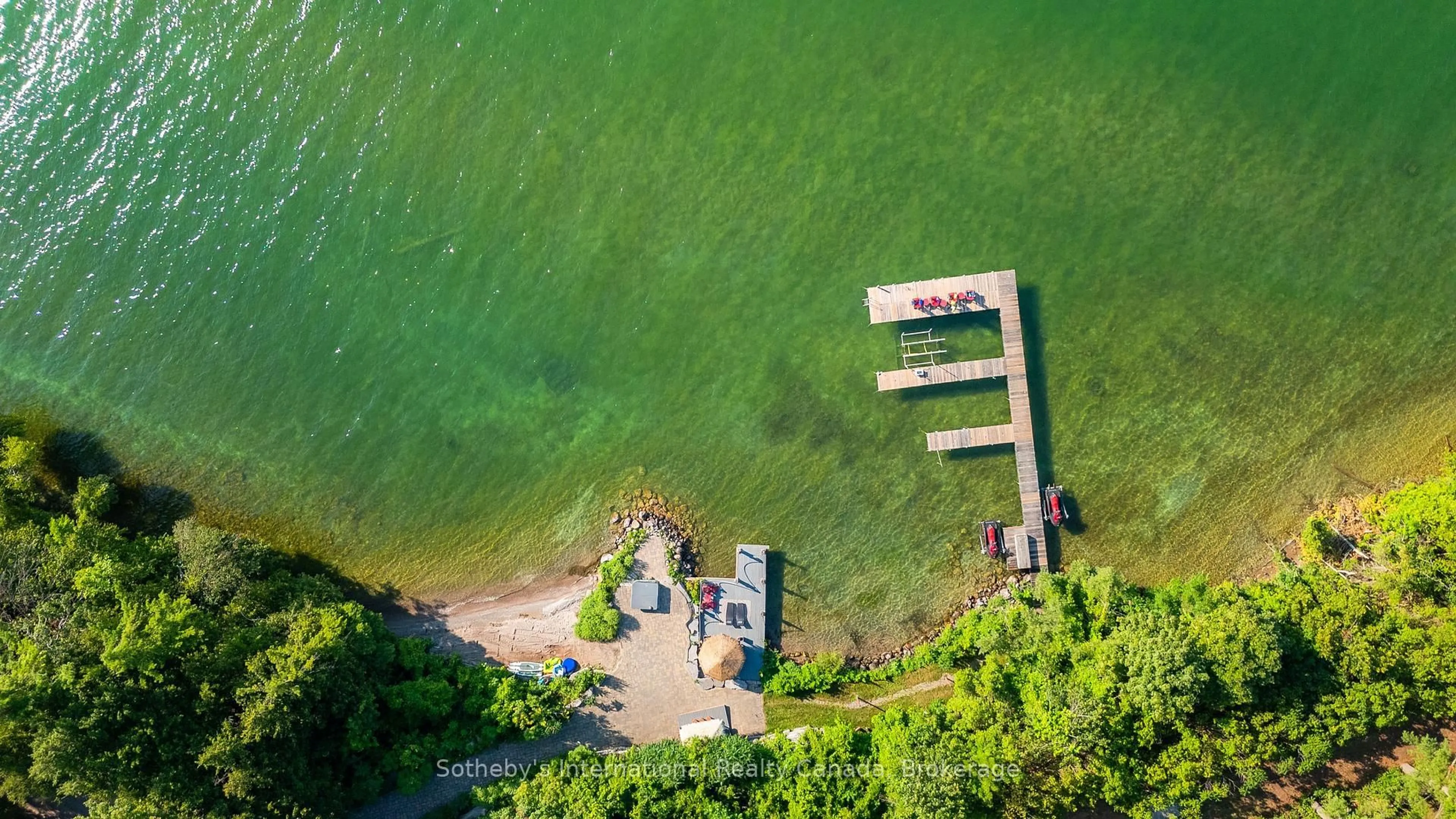 A pic from outside/outdoor area/front of a property/back of a property/a pic from drone, water/lake/river/ocean view for 2533 Ridge Rd, Oro-Medonte Ontario L0L 2L0