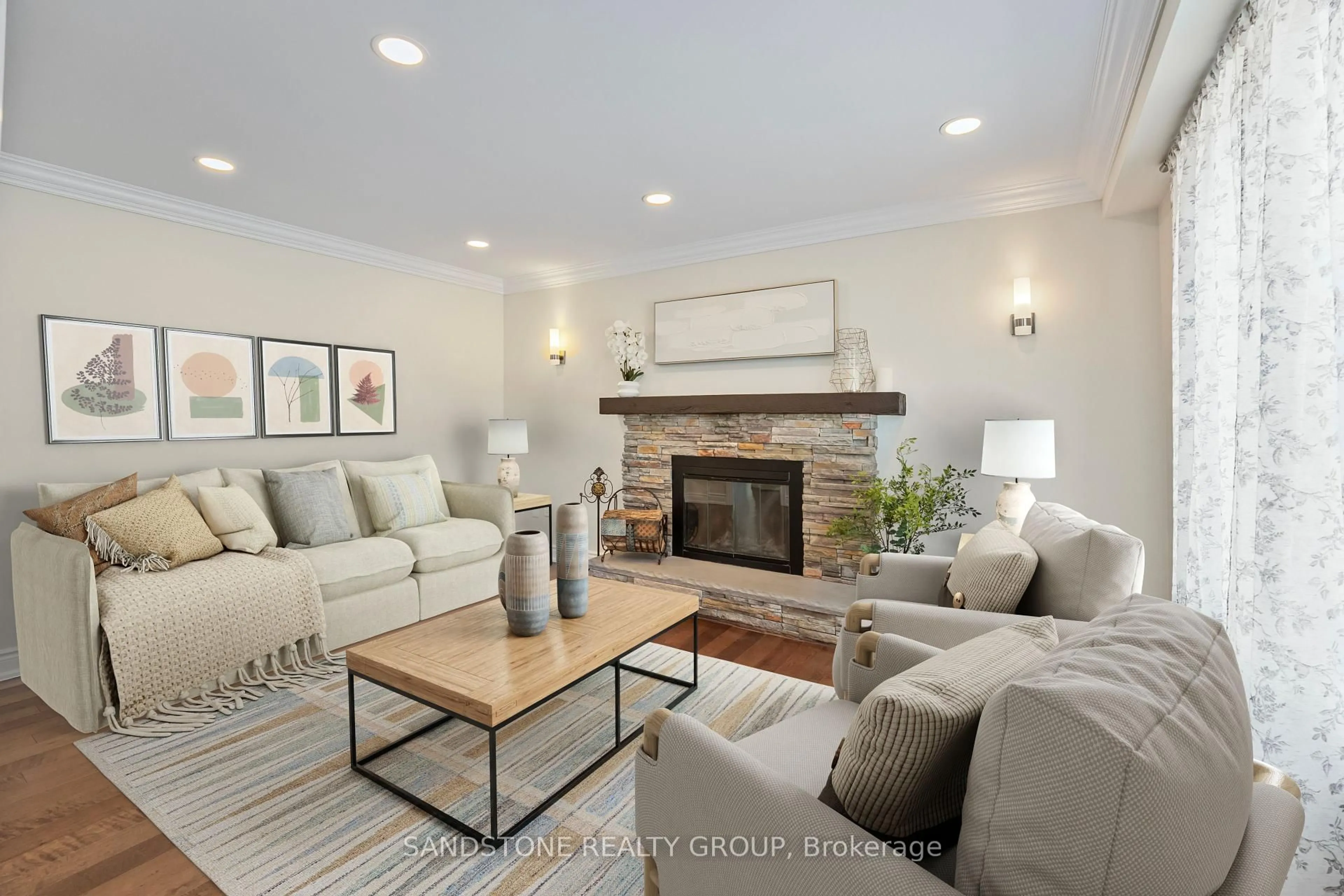 Living room with furniture, unknown for 21 Firman Dr, Barrie Ontario L4N 6T6