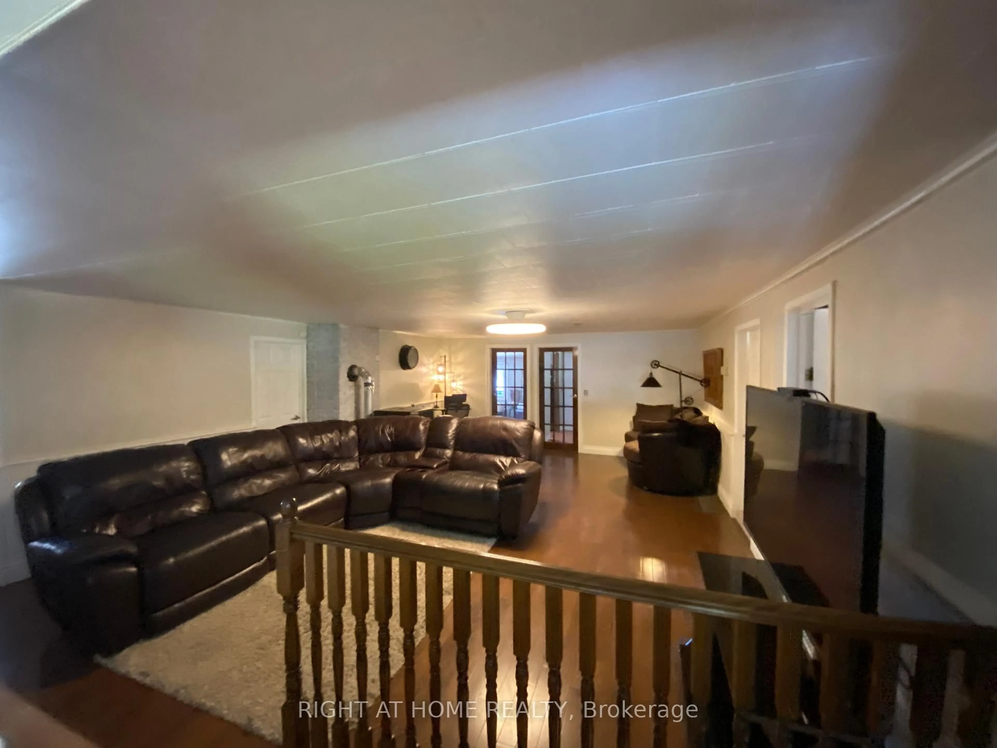 Unknown for 1725 Earl Haid Ave, Severn Ontario L0K 1E0