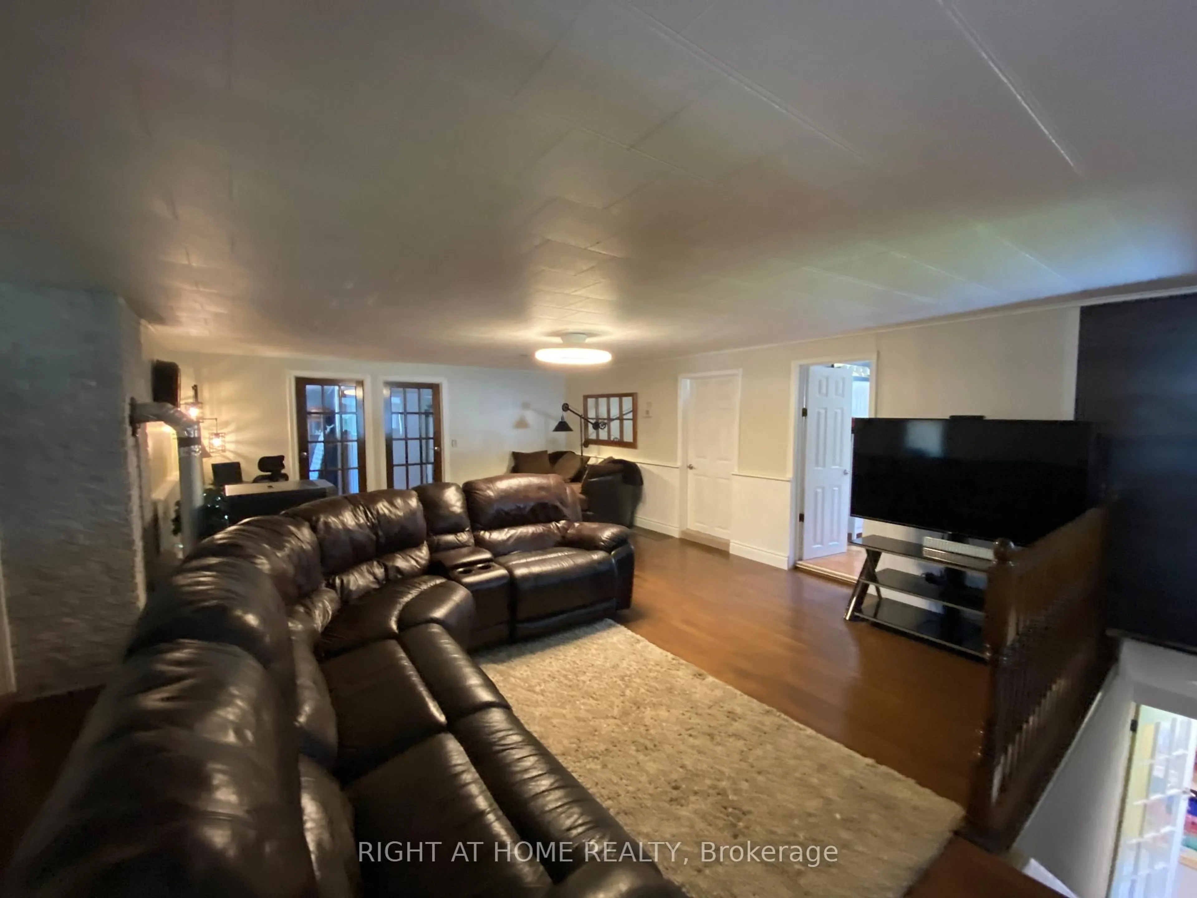 Living room with furniture, unknown for 1725 Earl Haid Ave, Severn Ontario L0K 1E0