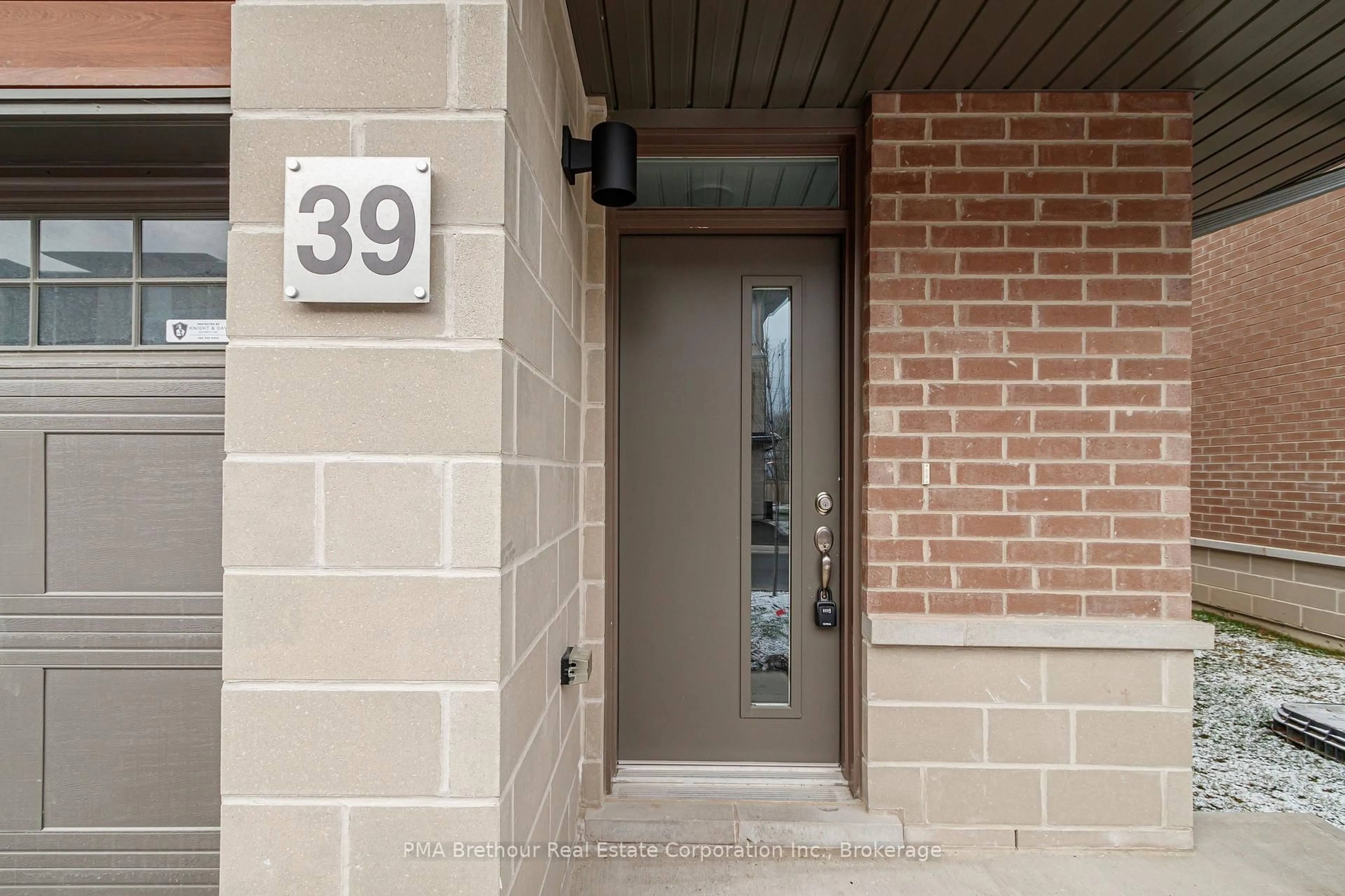 Unknown for 39 Winters Cres #1, Collingwood Ontario L9Y 5K4