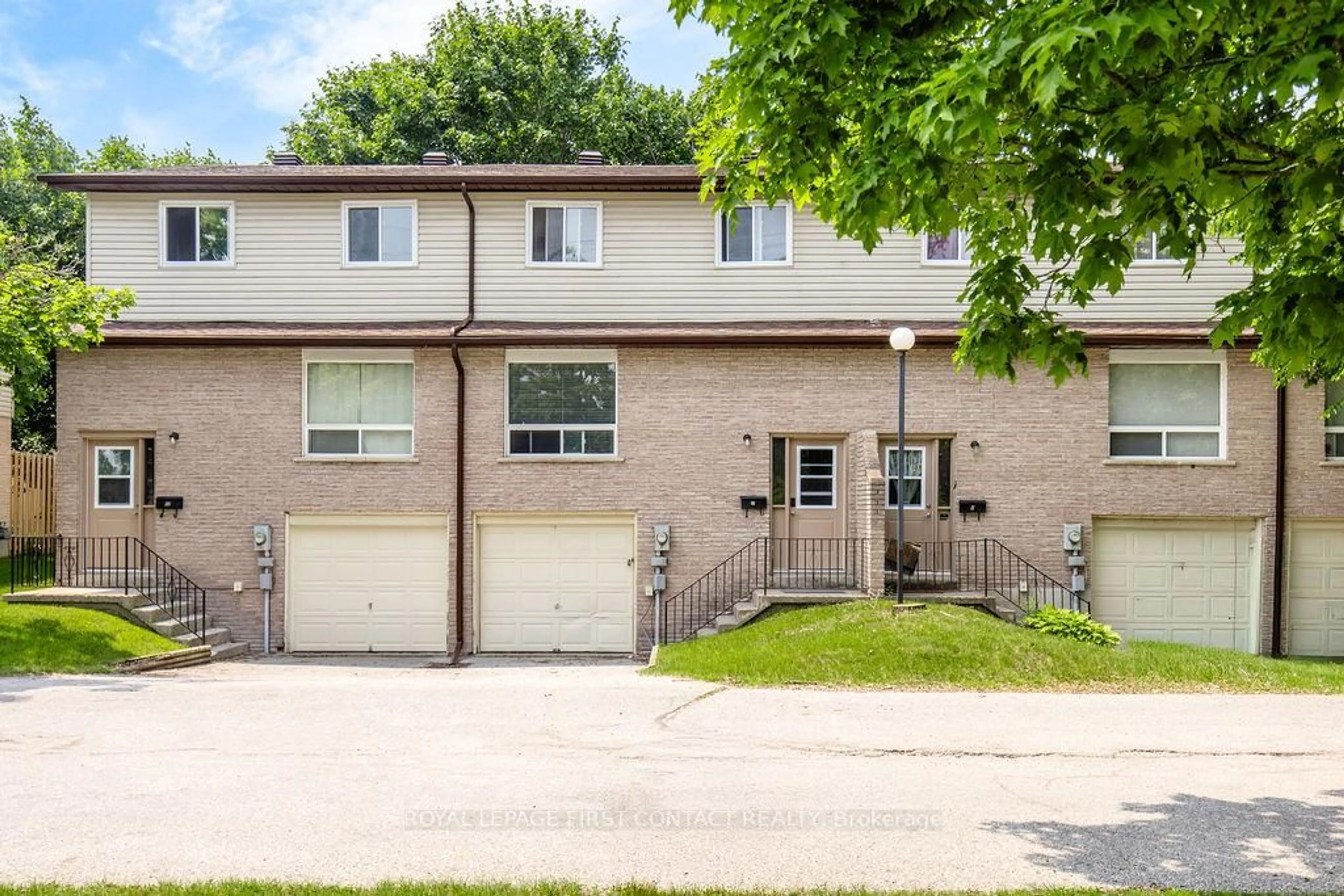 Home with brick exterior material, street for 1095 Mississaga St #10, Orillia Ontario L3V 6W7
