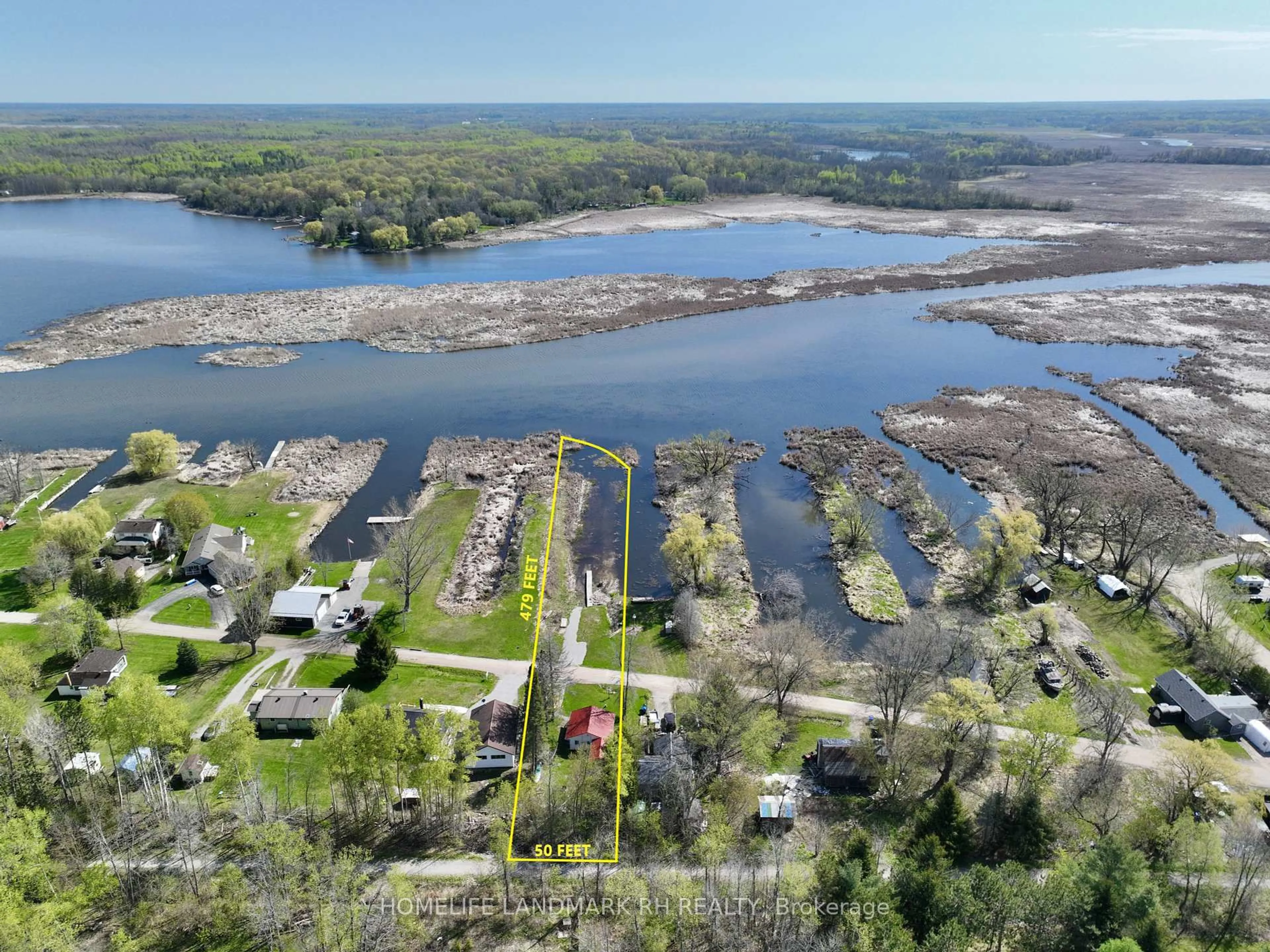 A pic from outside/outdoor area/front of a property/back of a property/a pic from drone, water/lake/river/ocean view for 1654 Viking Marina Rd, Severn Ontario L0K 2C0